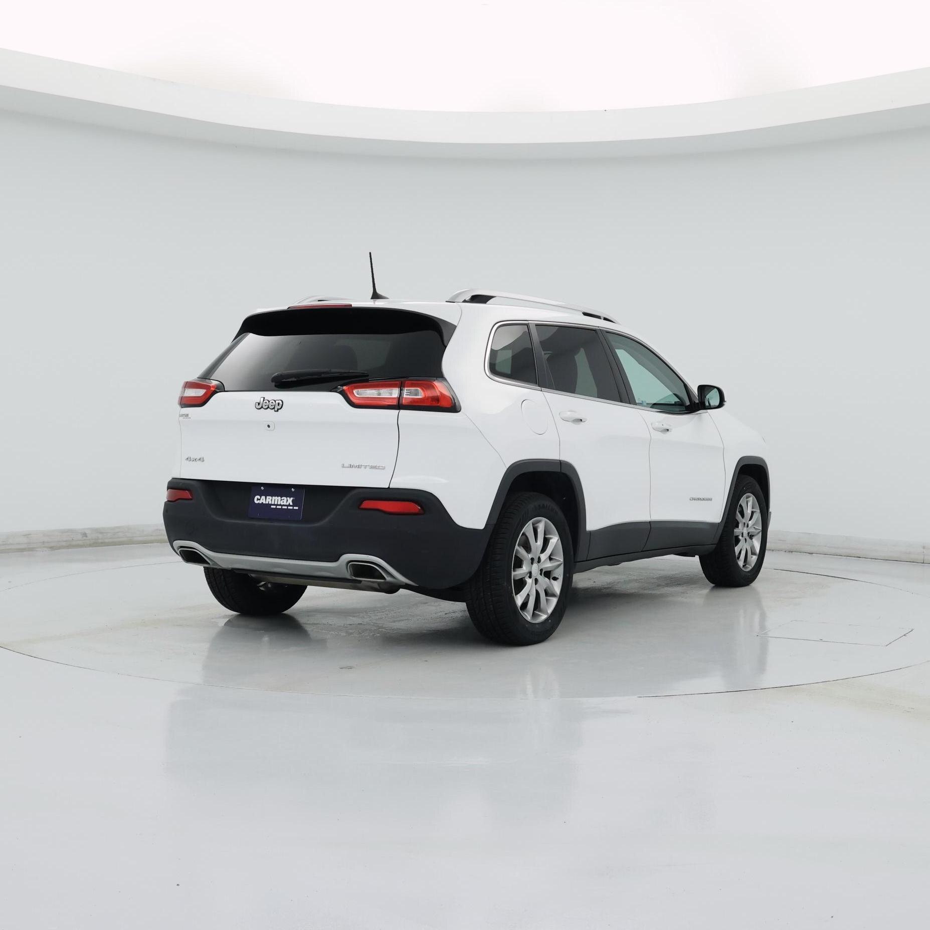 Thumbnail: 2018 Jeep Cherokee - 8