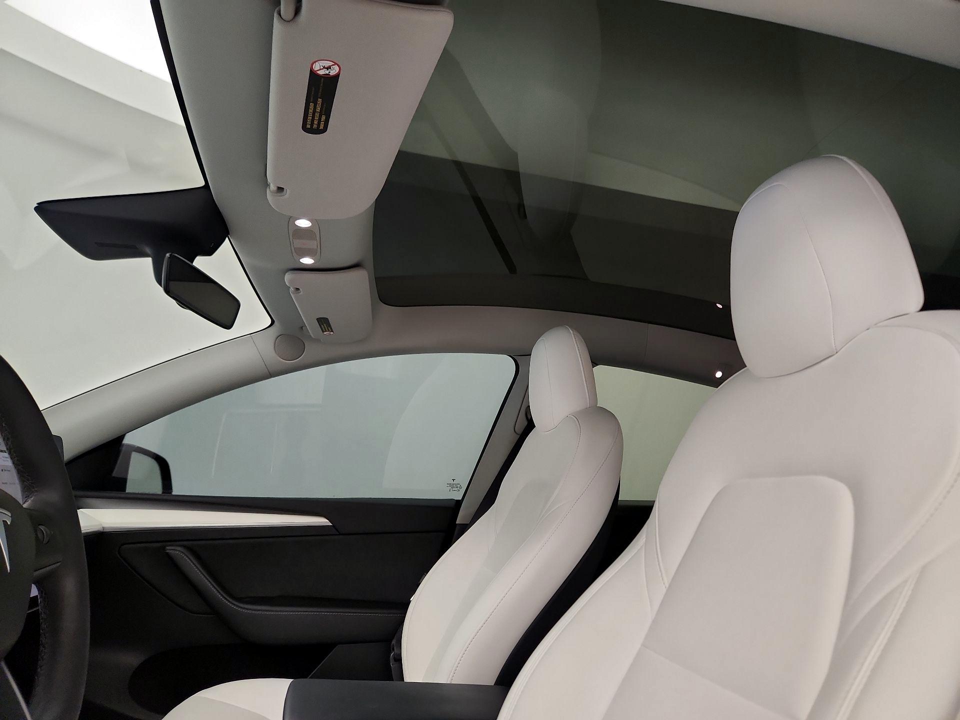 Thumbnail: 2022 Tesla Model Y - 19