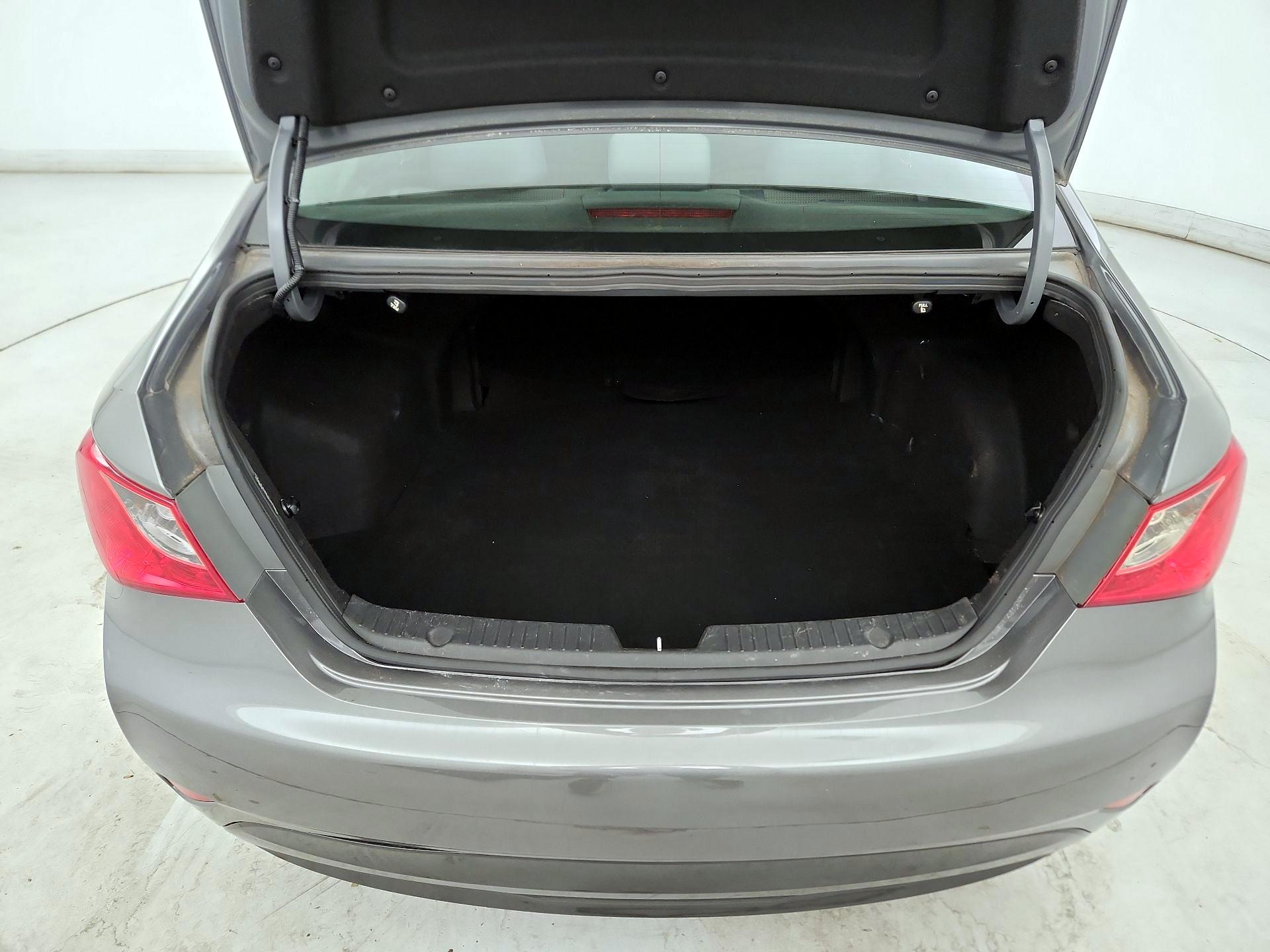 Thumbnail: 2014 Hyundai Sonata - 20