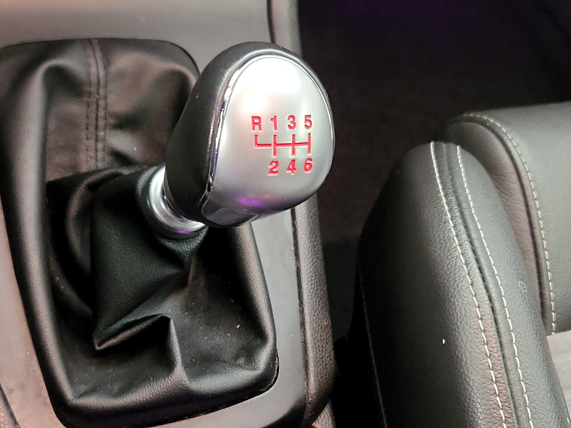 Thumbnail: 2018 Ford Fiesta - 18