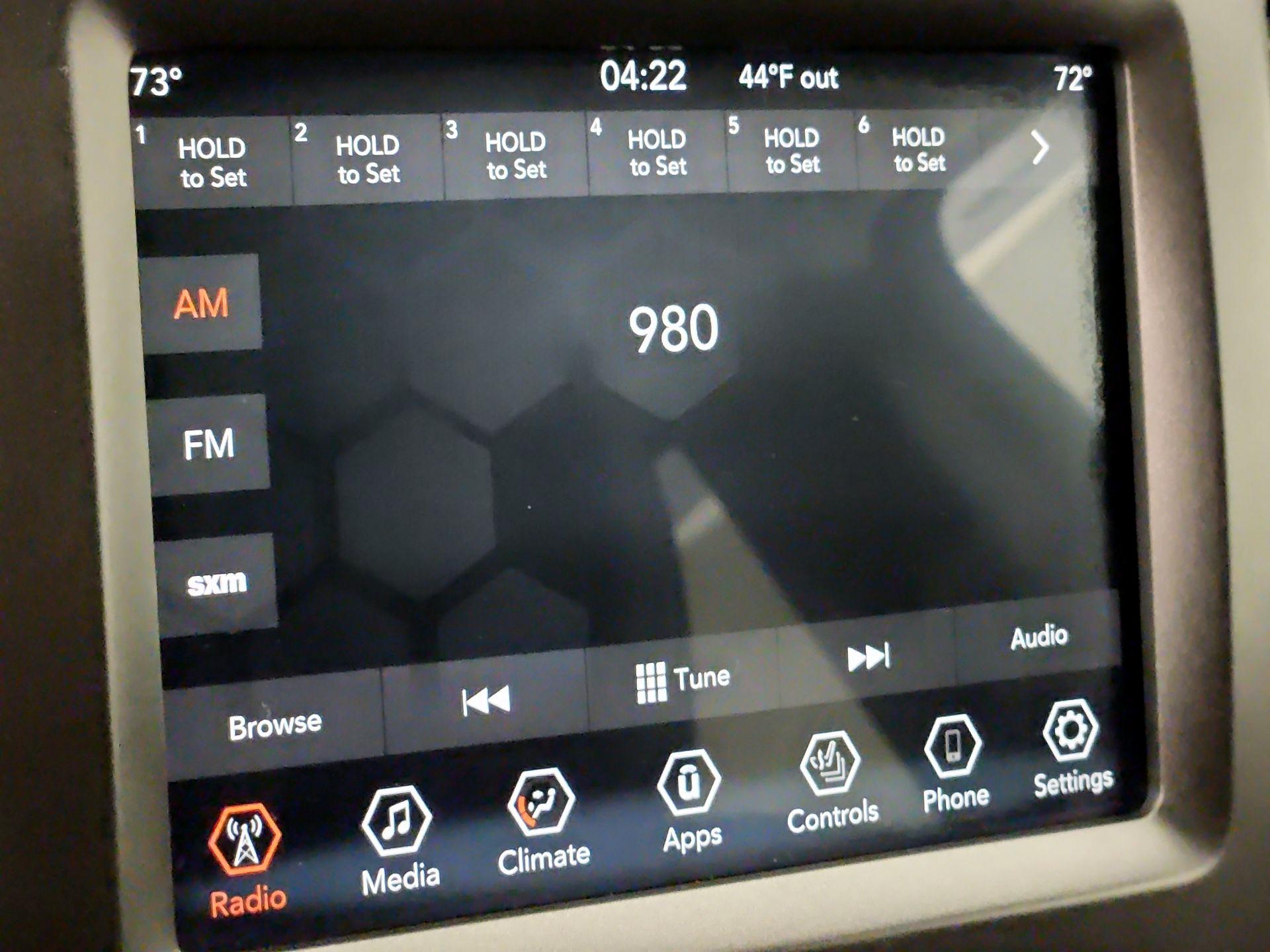 Thumbnail: 2019 Jeep Cherokee - 15