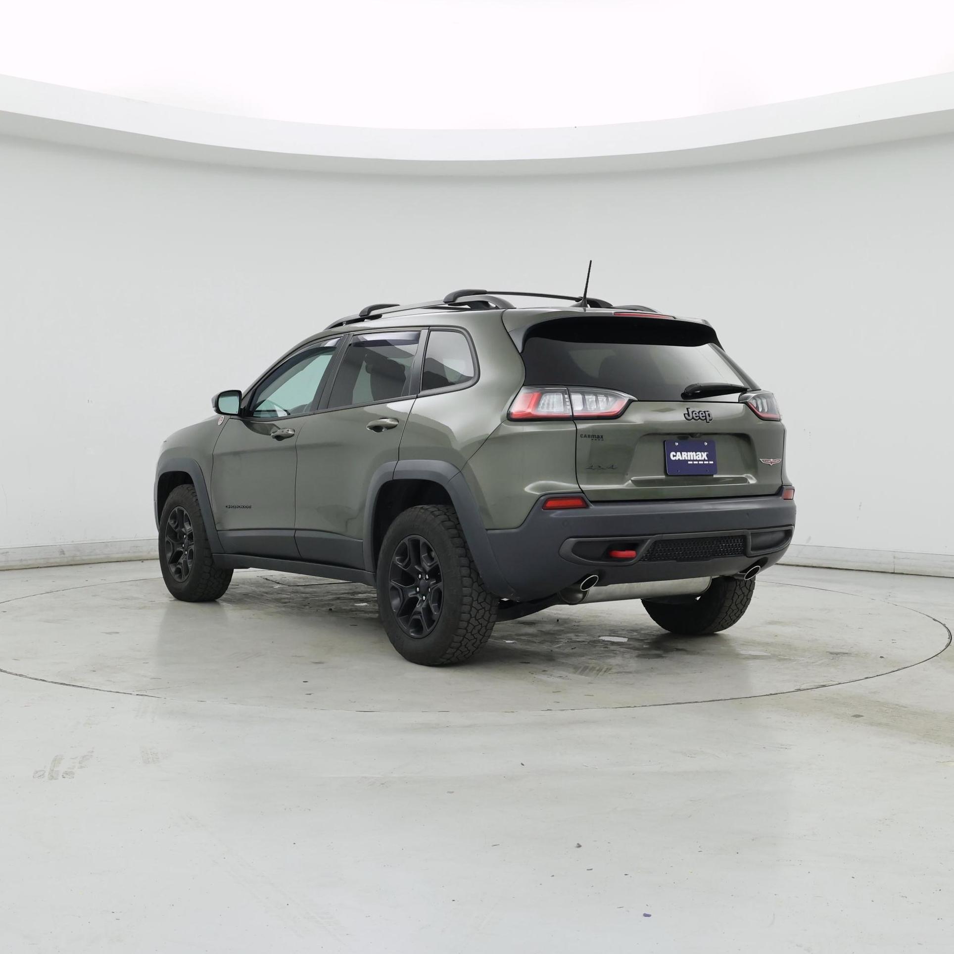 Thumbnail: 2019 Jeep Cherokee - 2