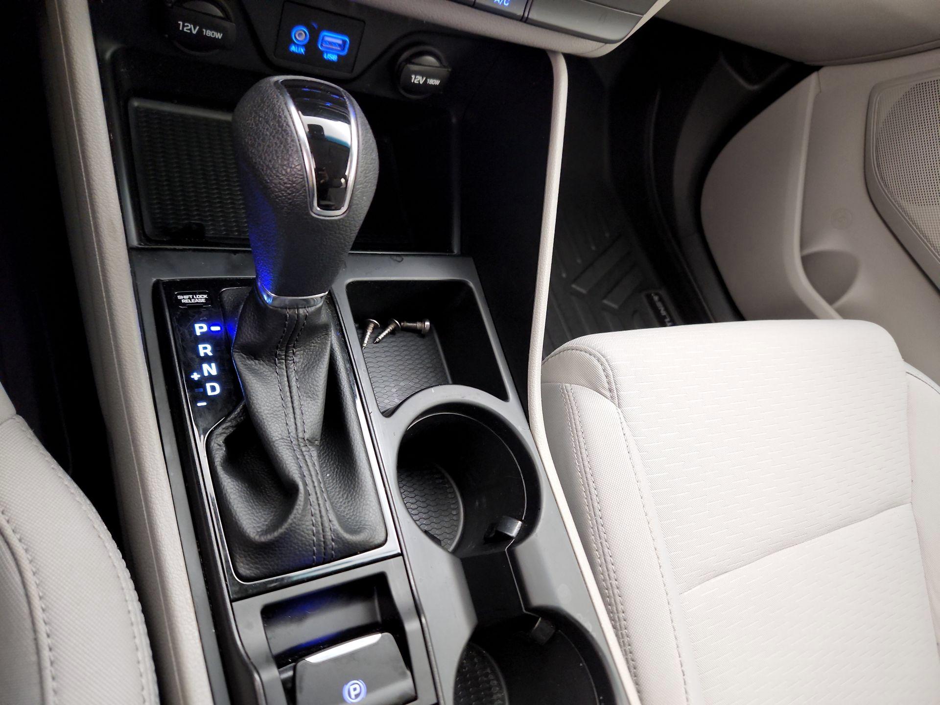 Thumbnail: 2019 Hyundai Tucson - 16