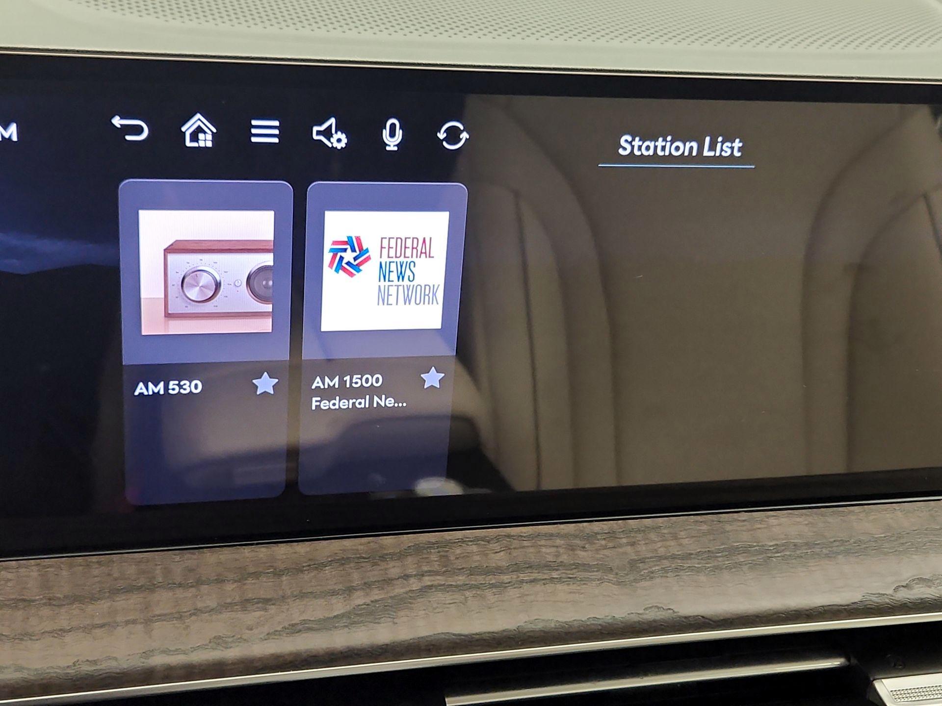 Thumbnail: 2025 Genesis GV80 - 16