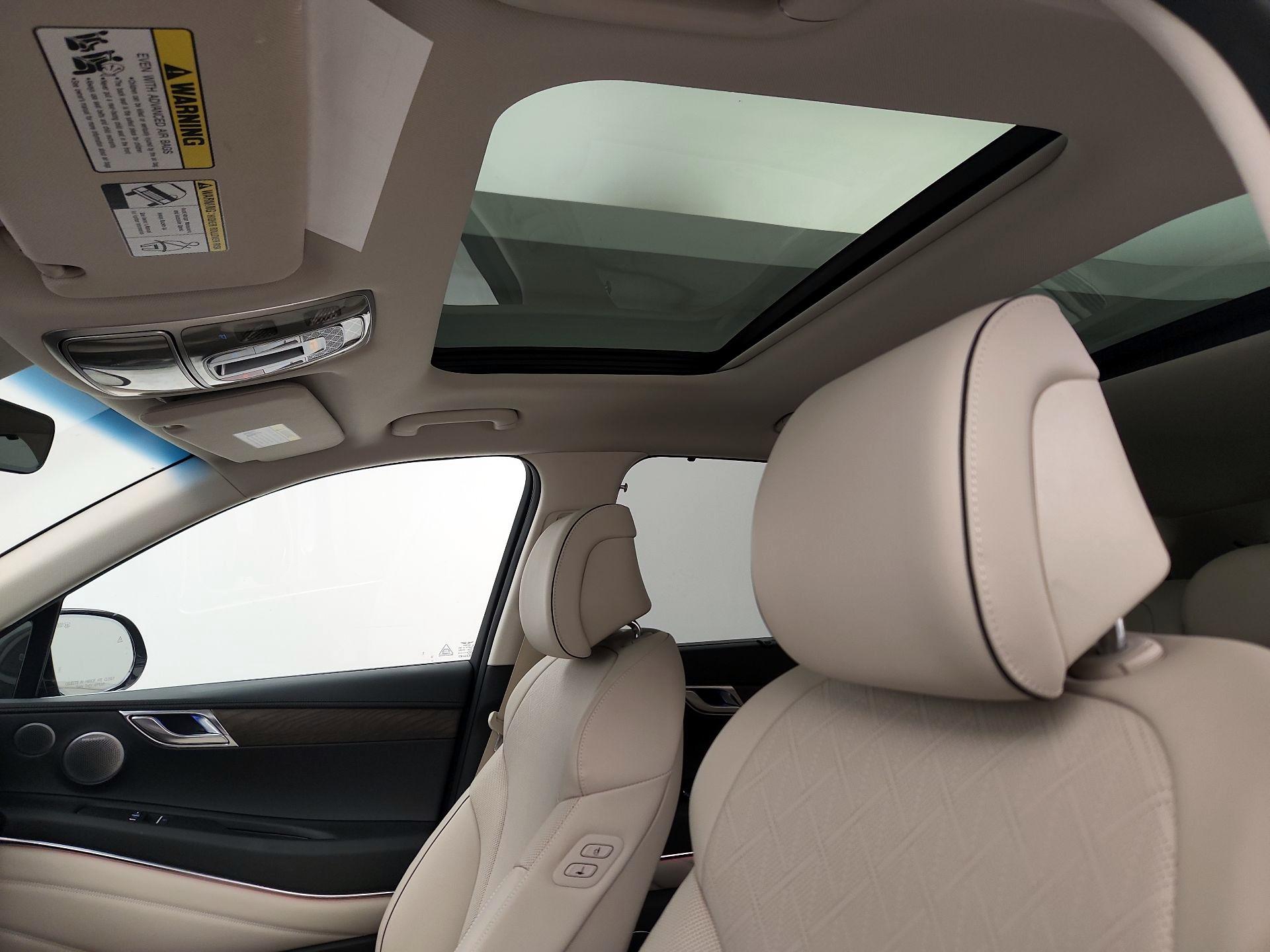 Thumbnail: 2025 Genesis GV80 - 20