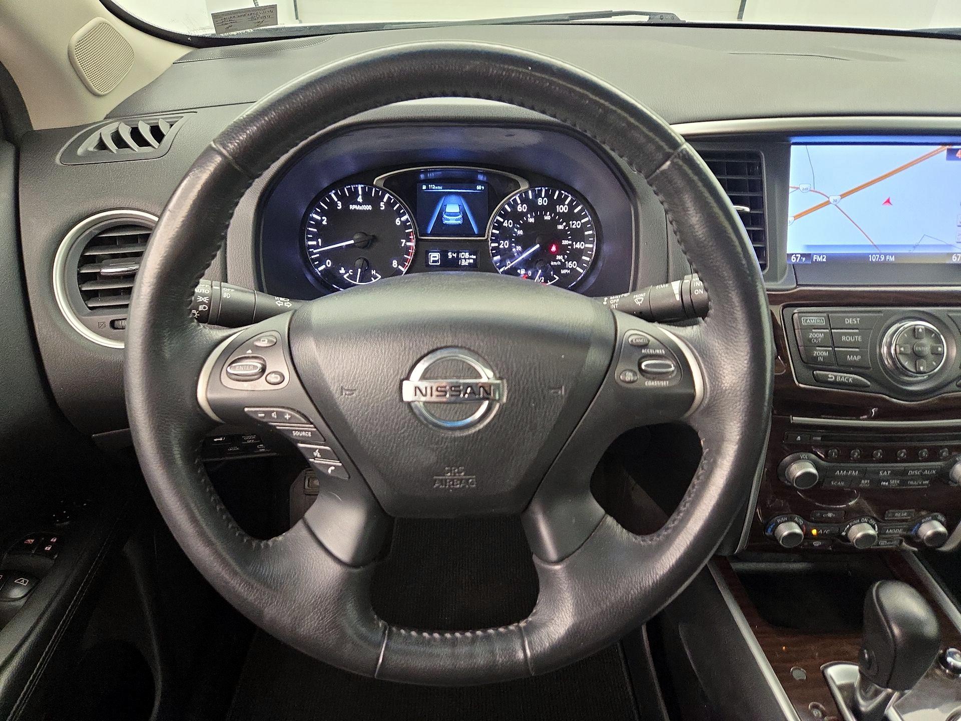 Thumbnail: 2014 Nissan Pathfinder - 10