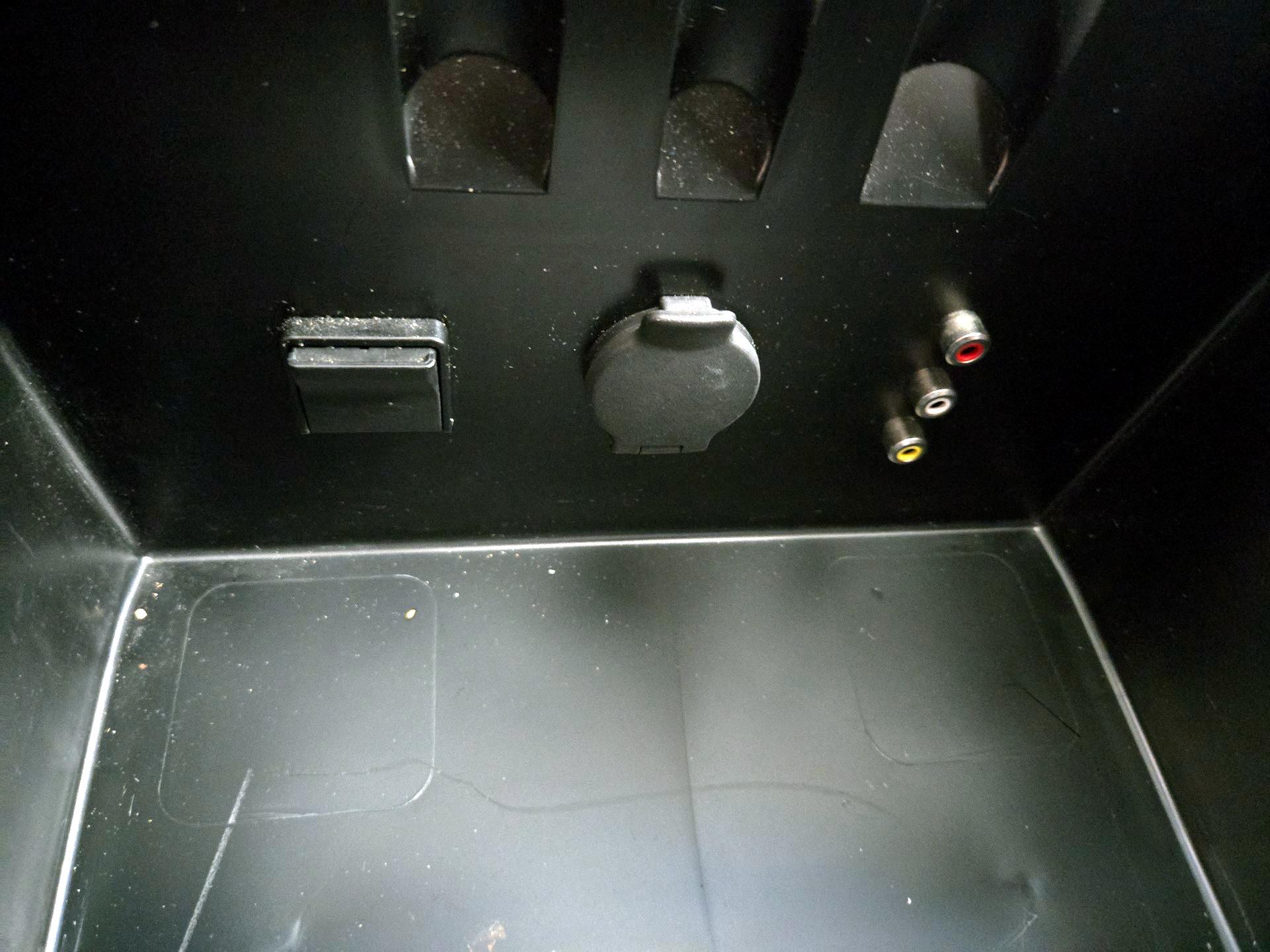 Thumbnail: 2014 Nissan Pathfinder - 19