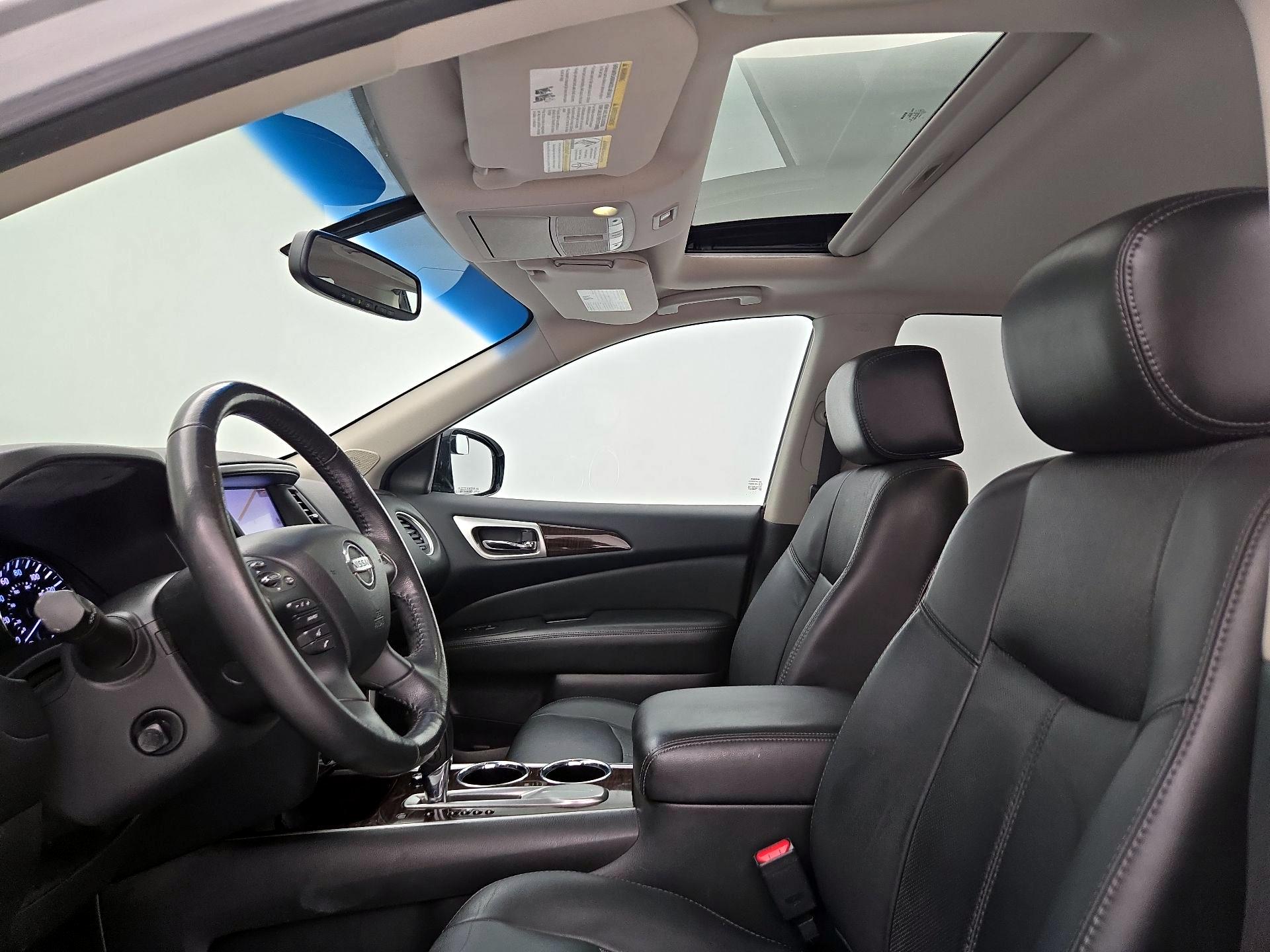 Thumbnail: 2014 Nissan Pathfinder - 20