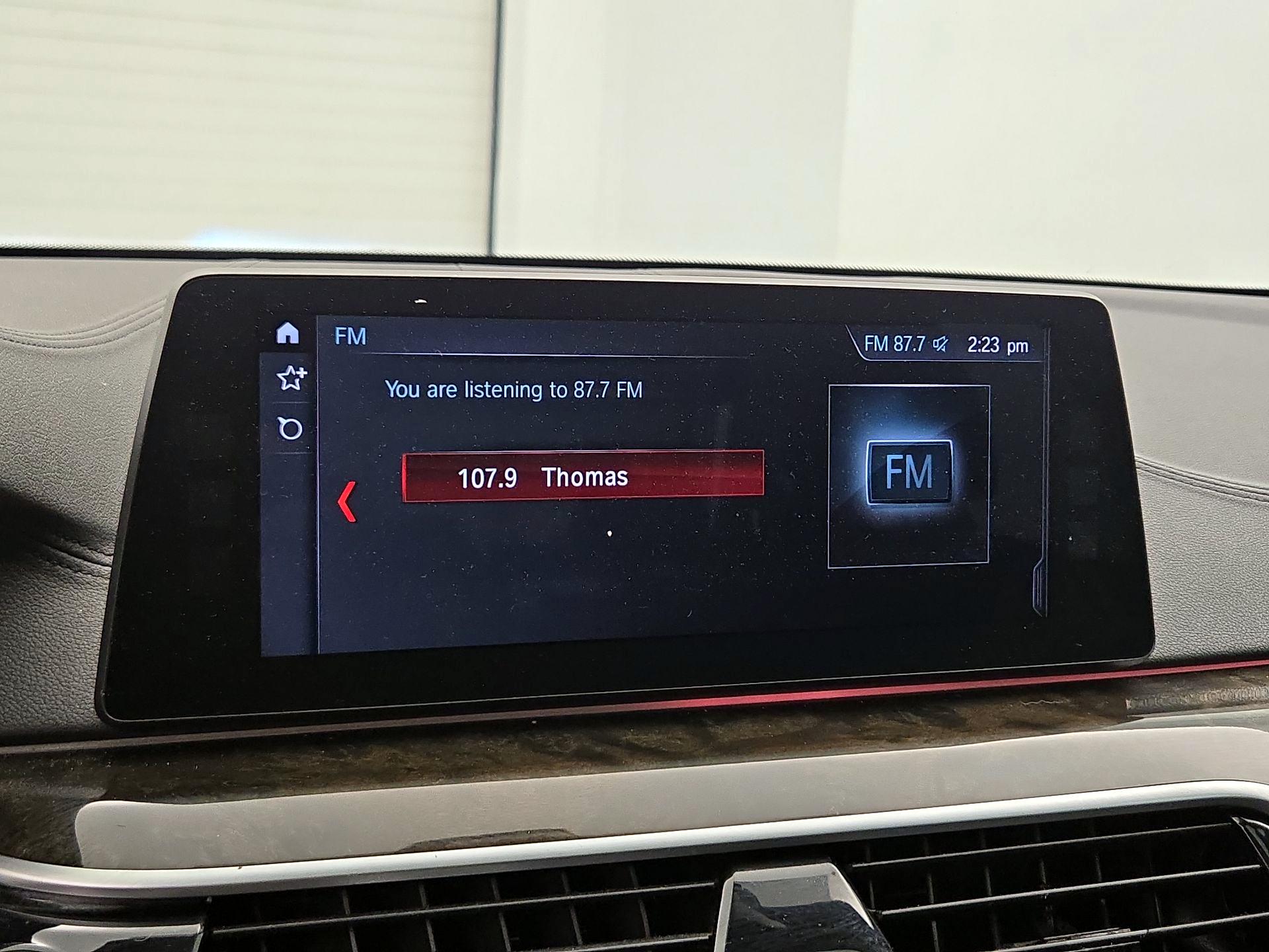 Thumbnail: 2018 BMW 5 Series - 16