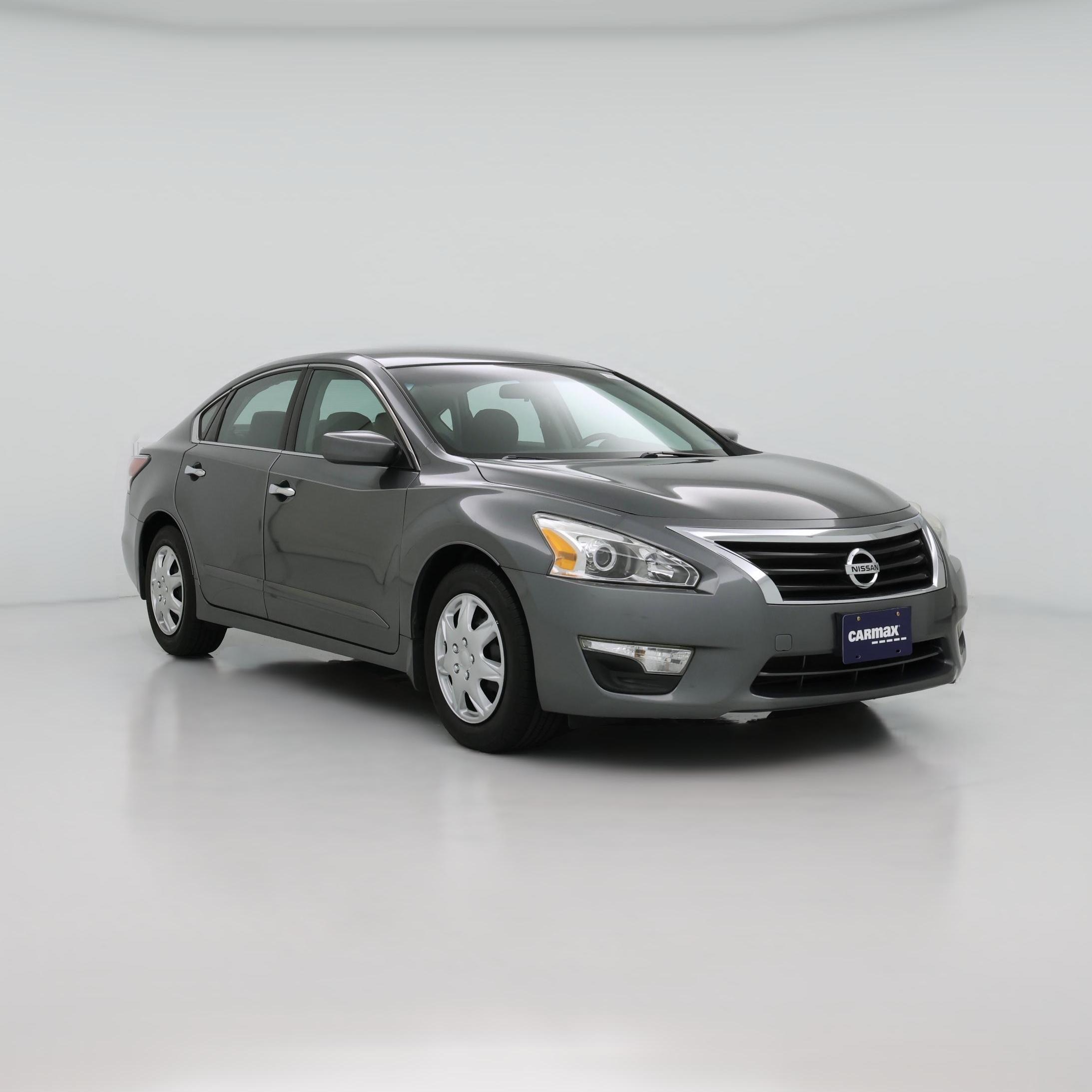 Thumbnail: 2015 Nissan Altima - 1