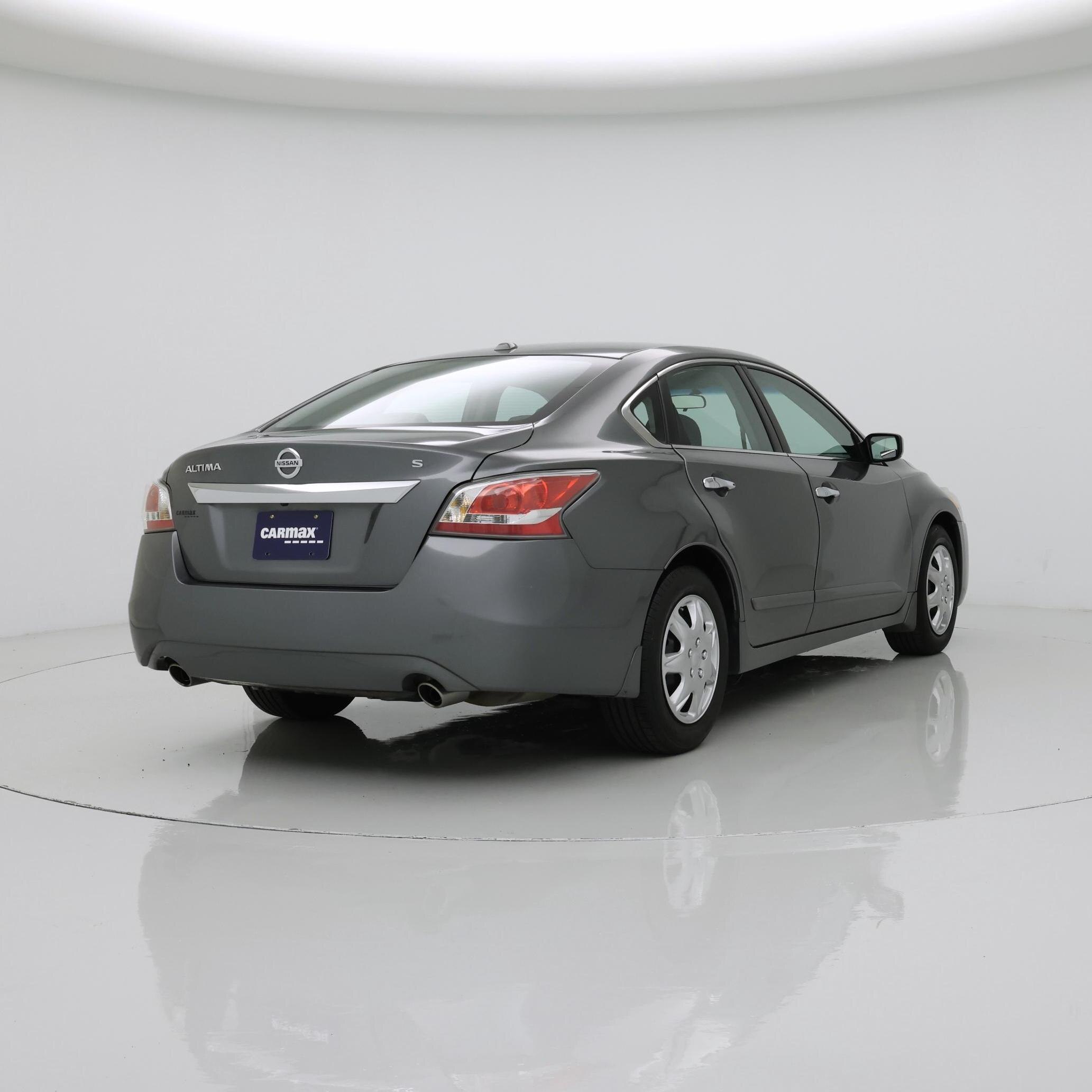 Thumbnail: 2015 Nissan Altima - 8