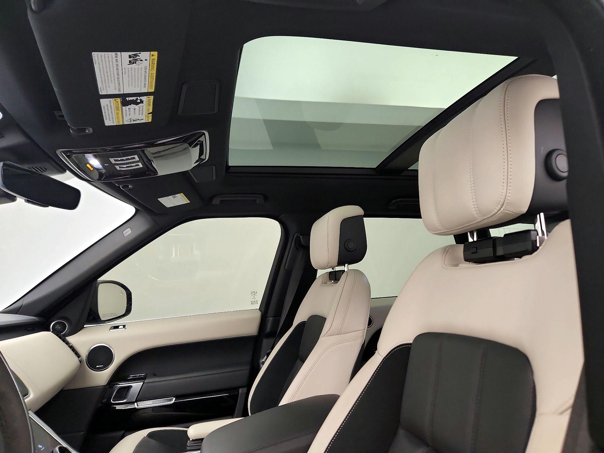 Thumbnail: 2022 Land Rover Range Rover Sport - 20