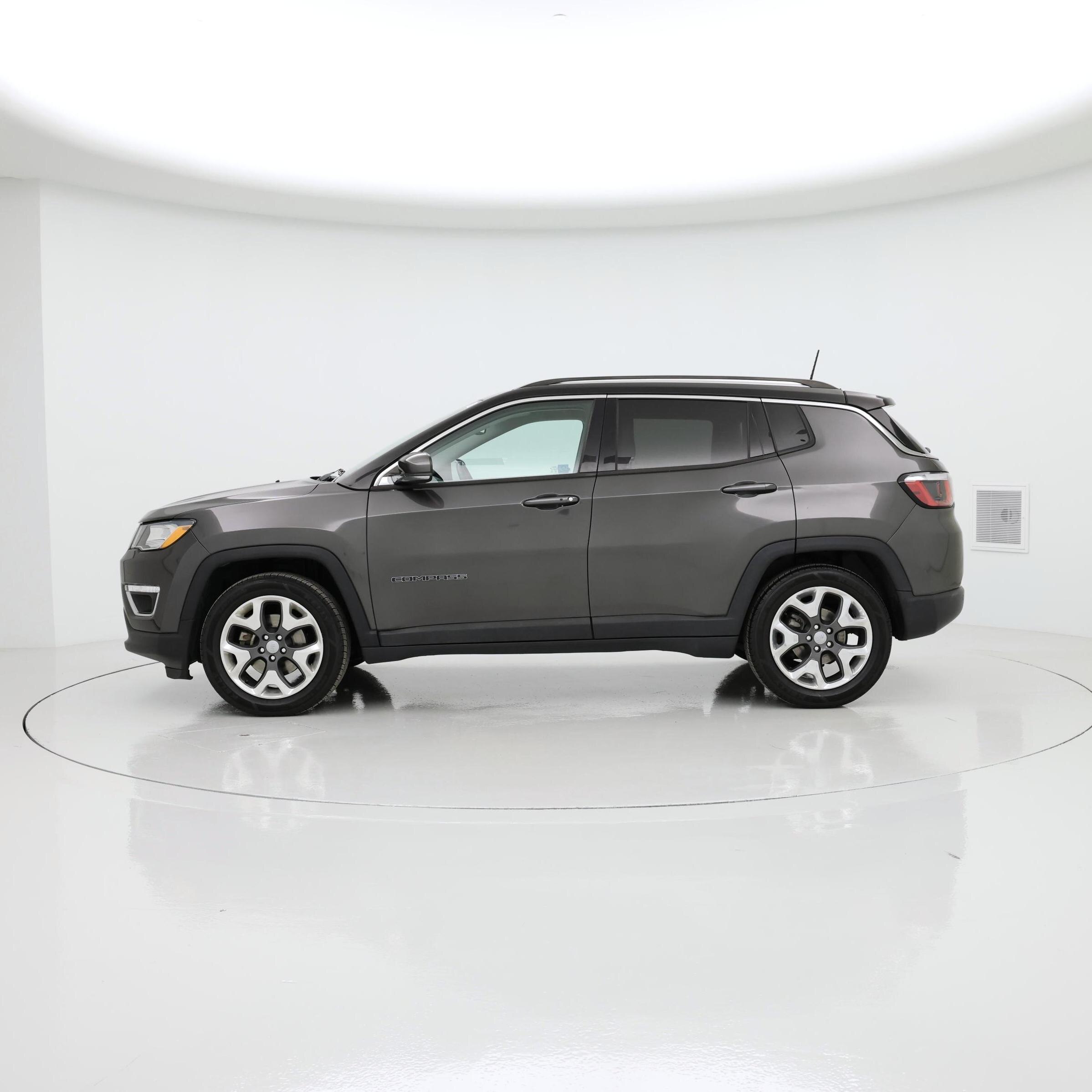 Thumbnail: 2019 Jeep Compass - 3