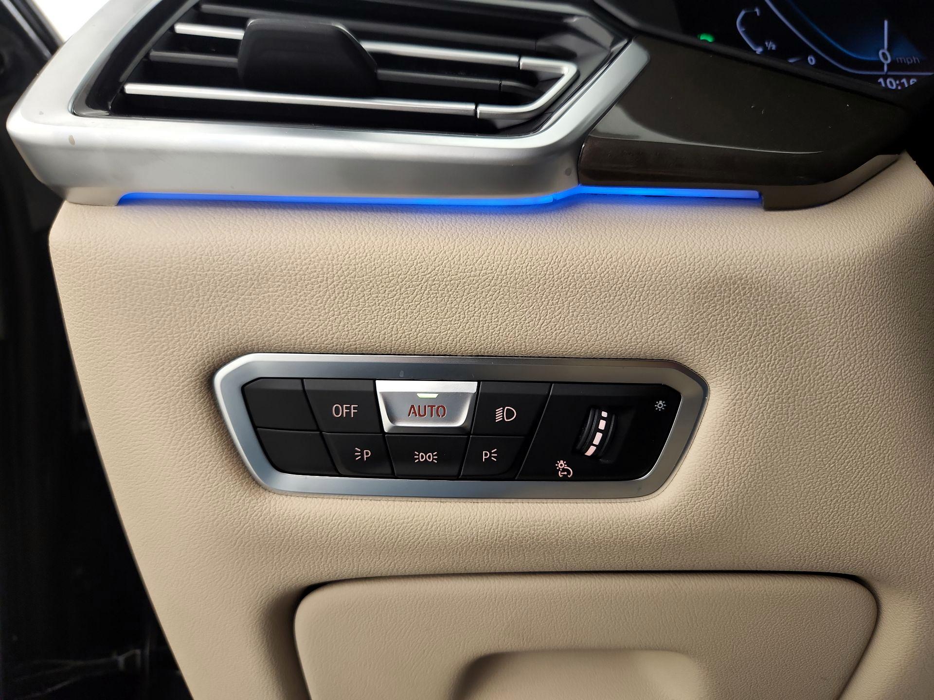 Thumbnail: 2022 BMW X5 - 13