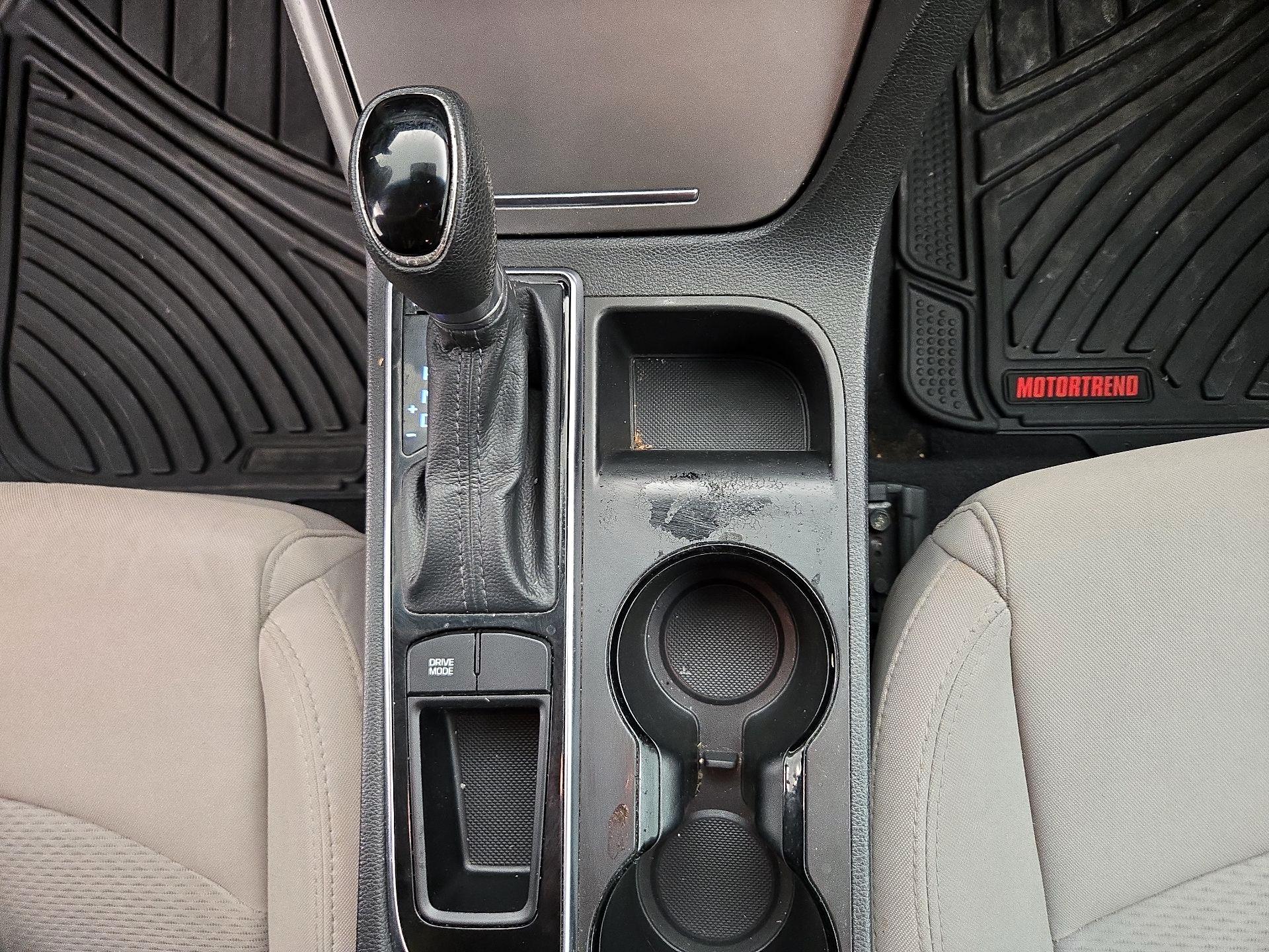 Thumbnail: 2015 Hyundai Sonata - 17