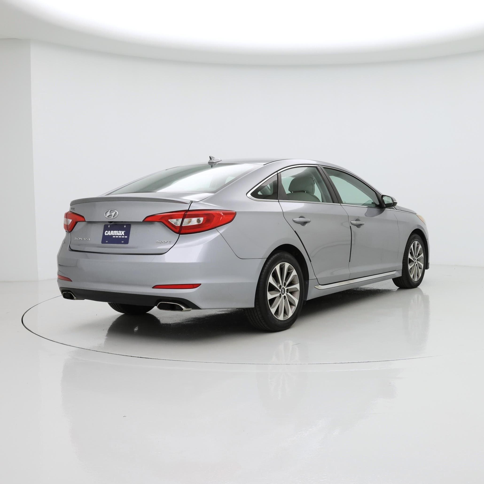 Thumbnail: 2015 Hyundai Sonata - 8