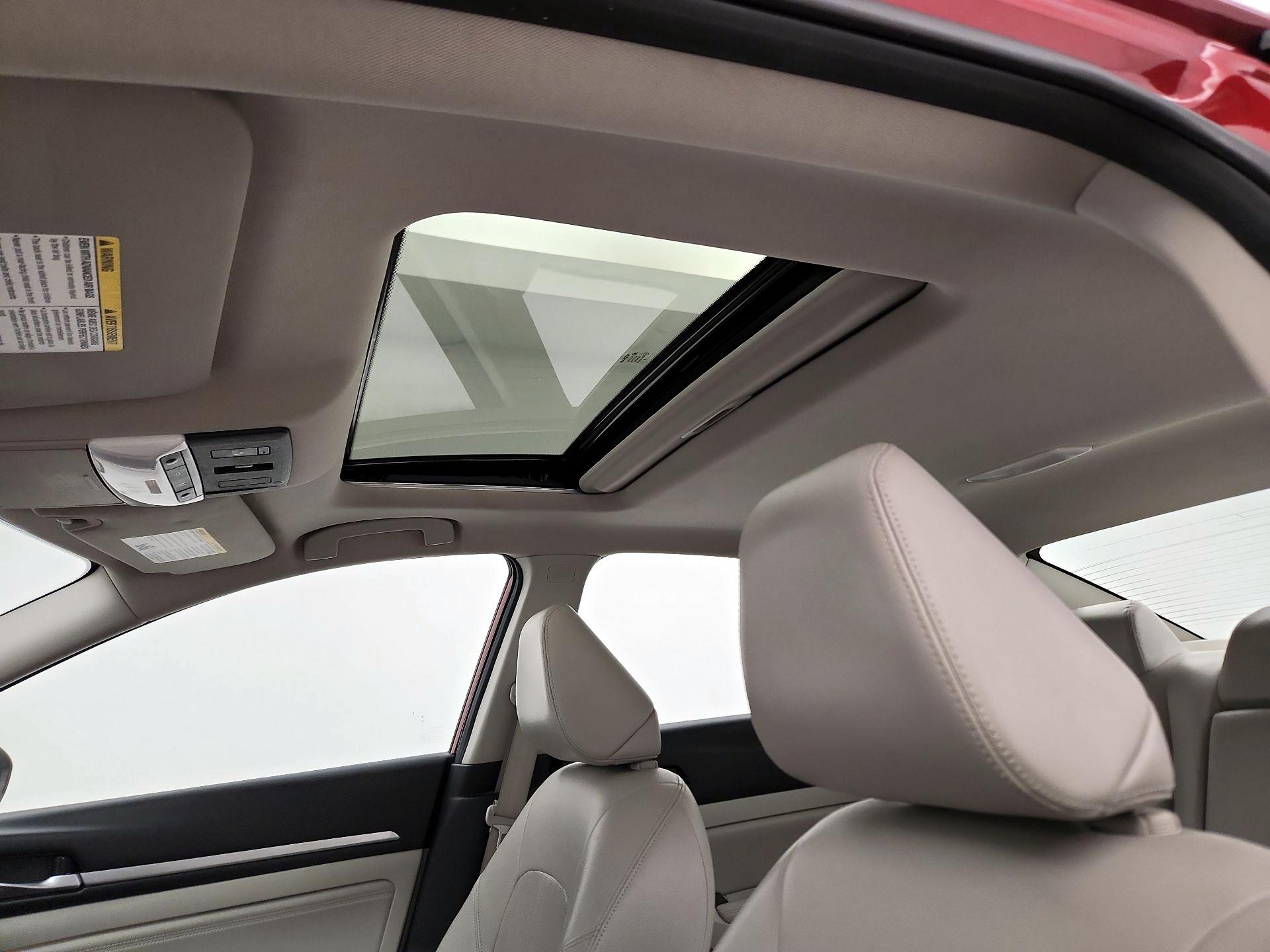 Thumbnail: 2019 Nissan Altima - 20