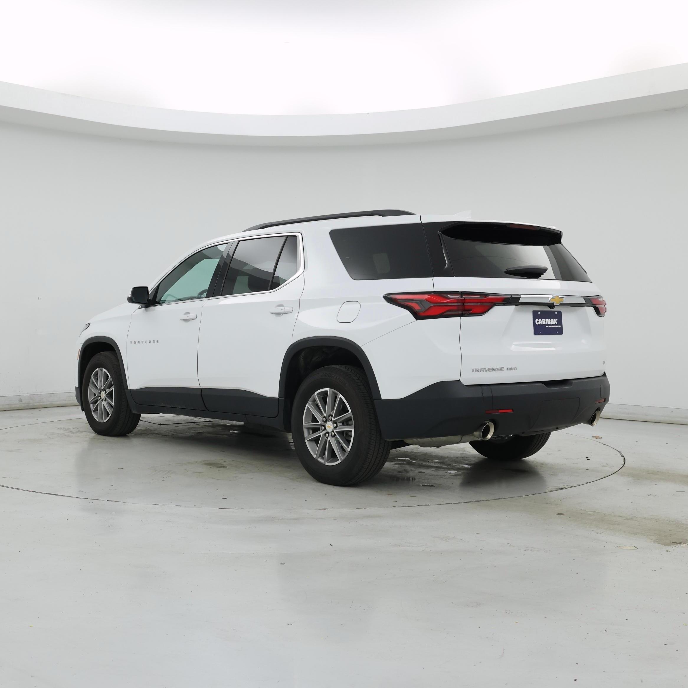 Thumbnail: 2023 Chevrolet Traverse - 2