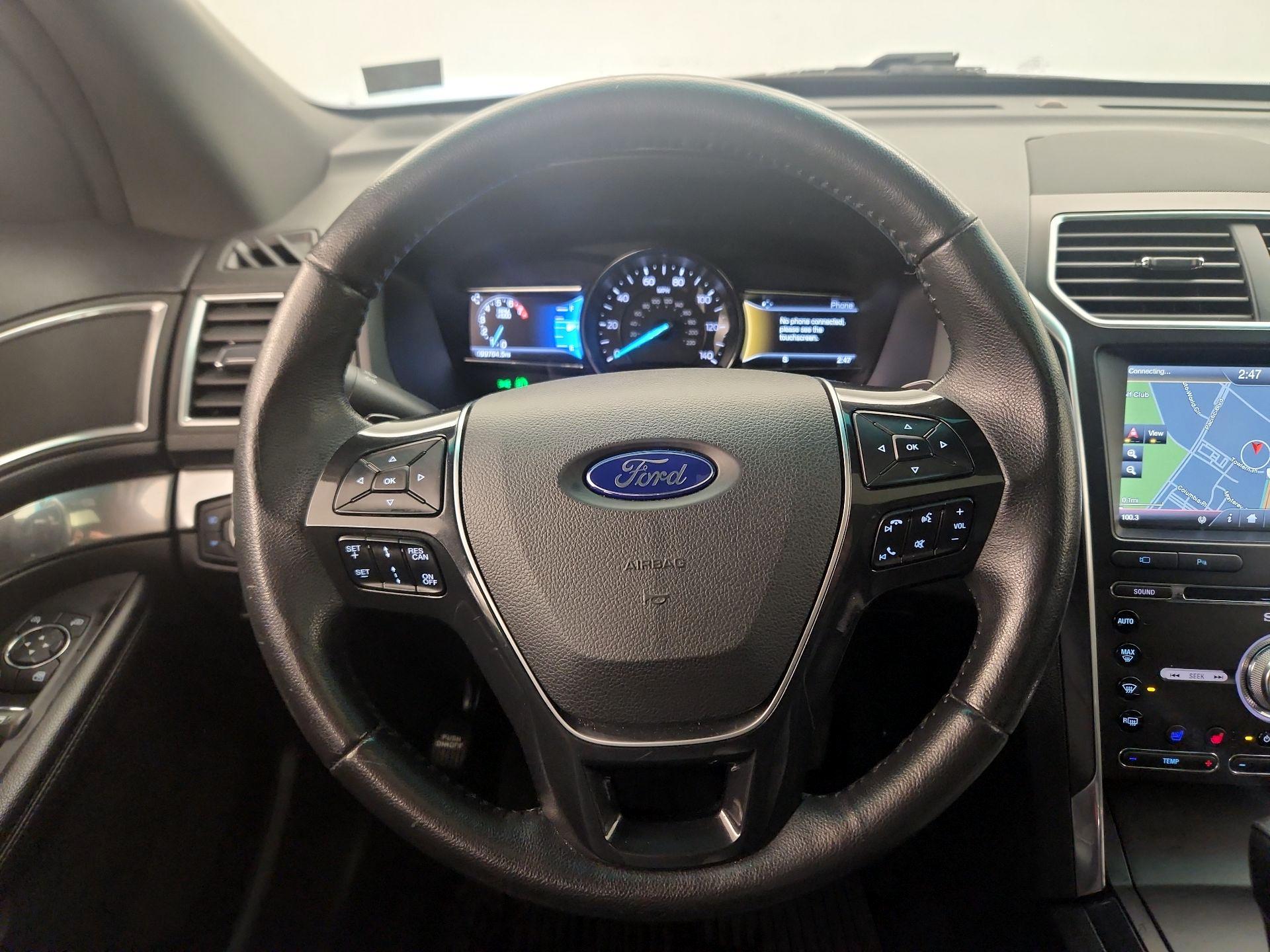 Thumbnail: 2016 Ford Explorer - 10