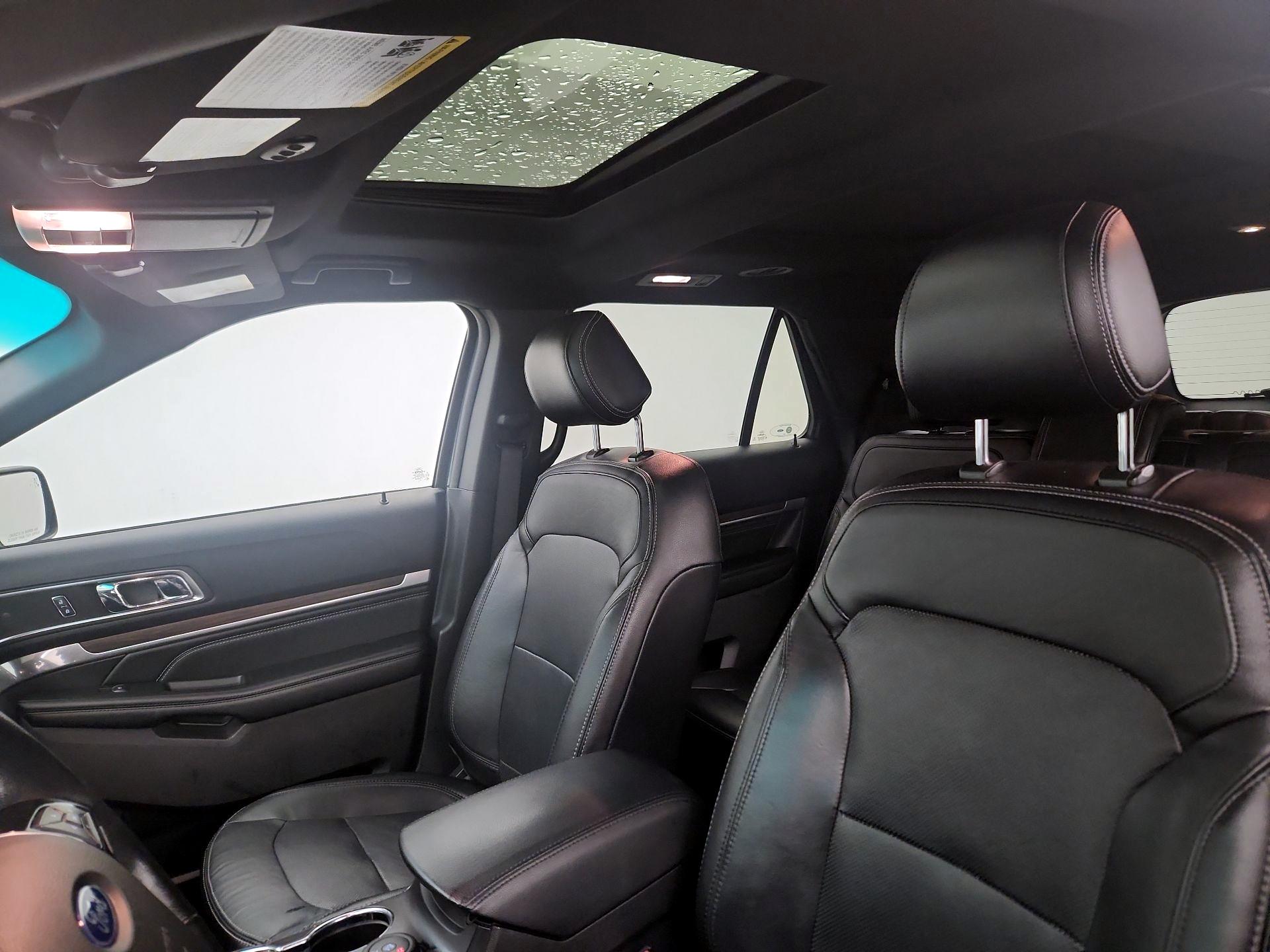 Thumbnail: 2016 Ford Explorer - 20