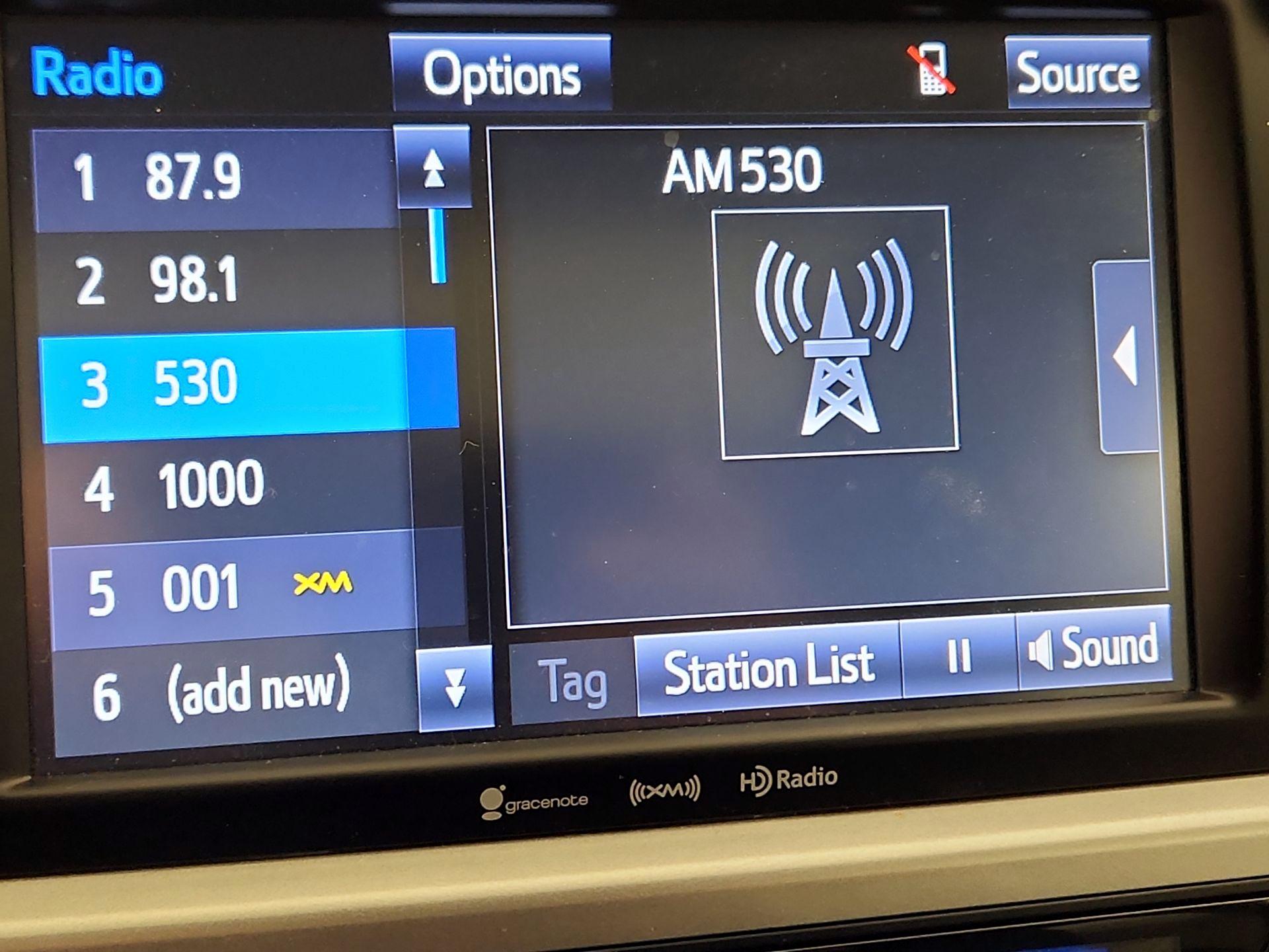 Thumbnail: 2018 Toyota Highlander - 16