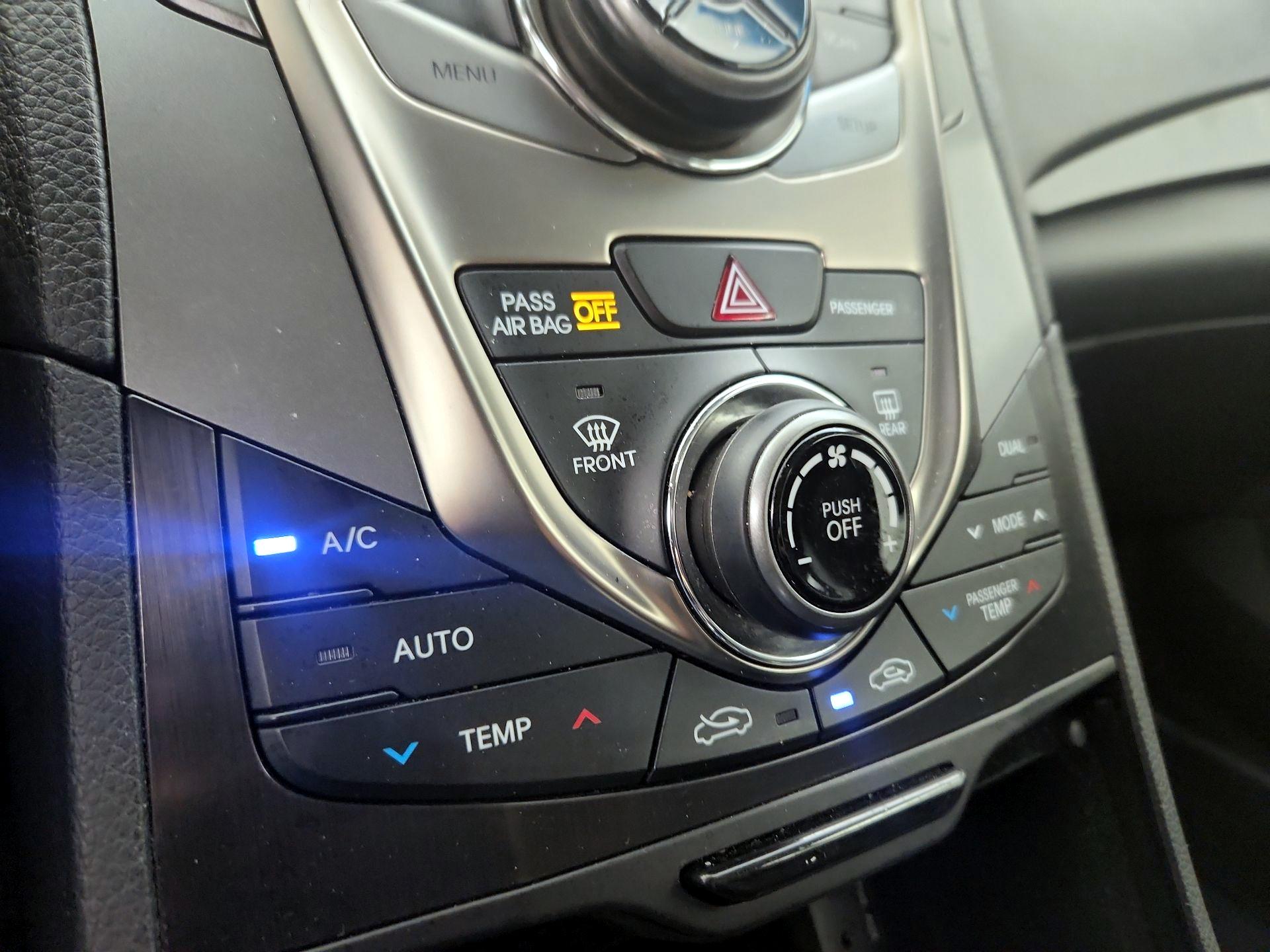 Thumbnail: 2014 Hyundai Azera - 16