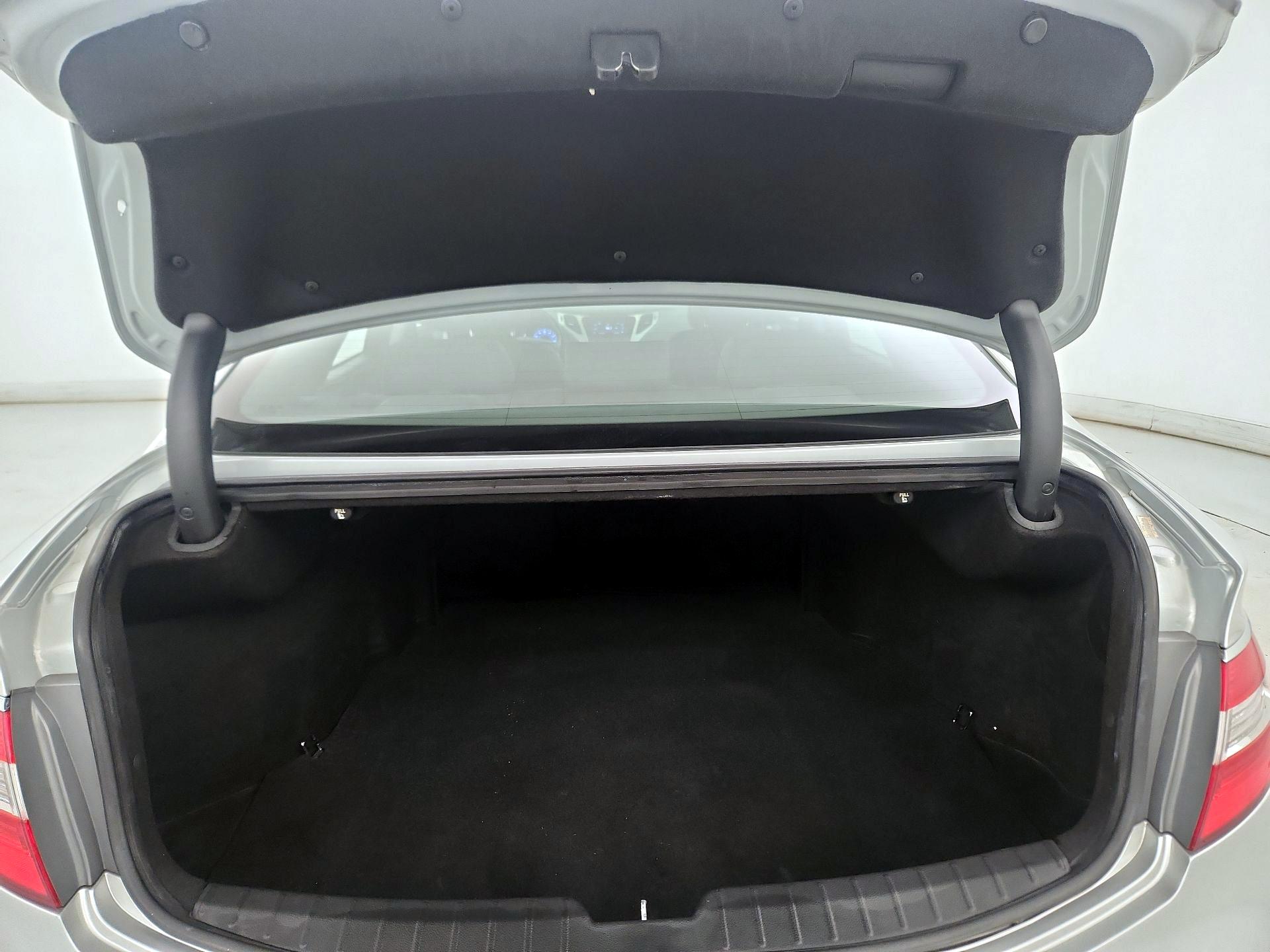 Thumbnail: 2014 Hyundai Azera - 20