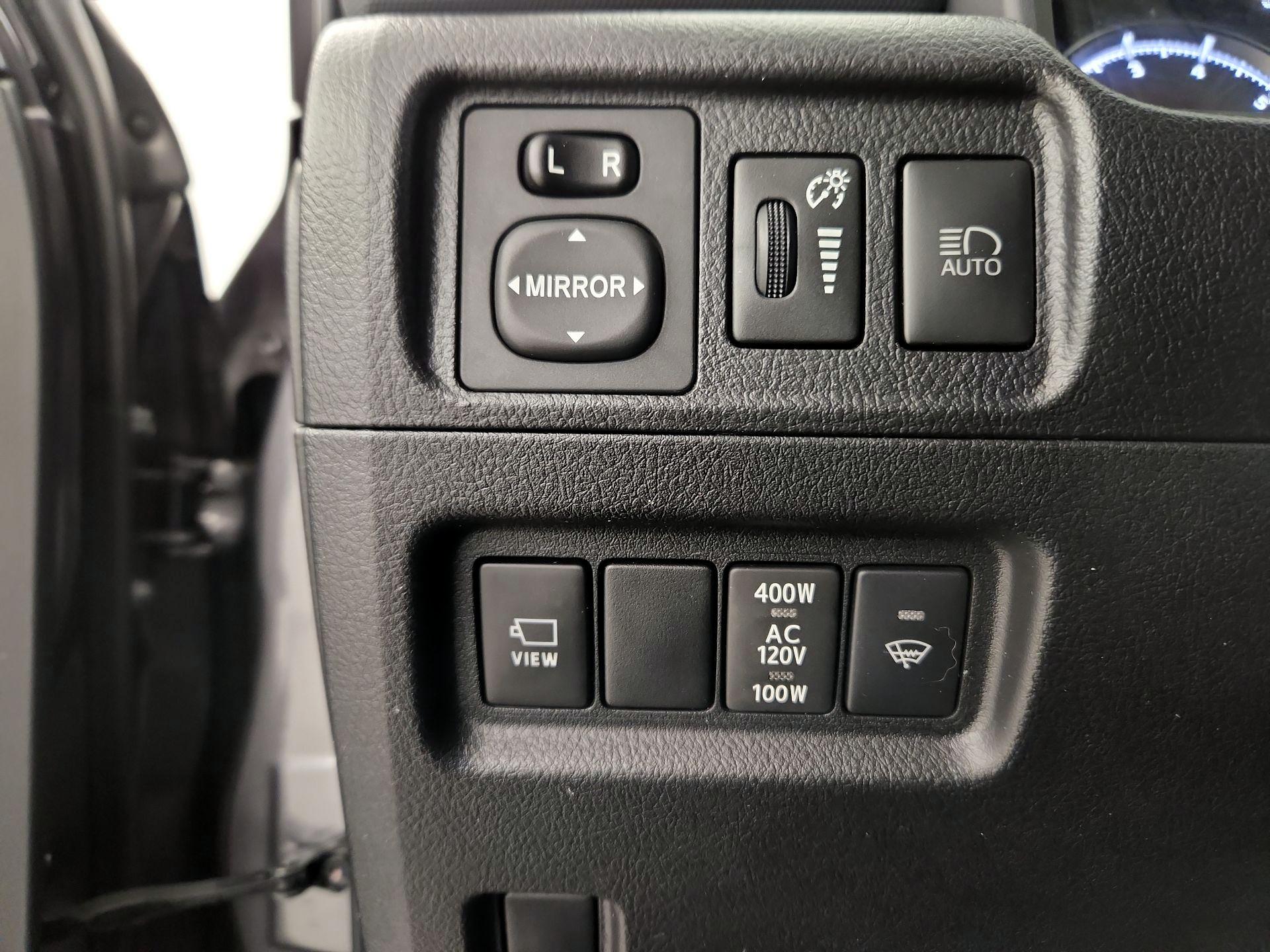 Thumbnail: 2022 Toyota 4Runner - 13