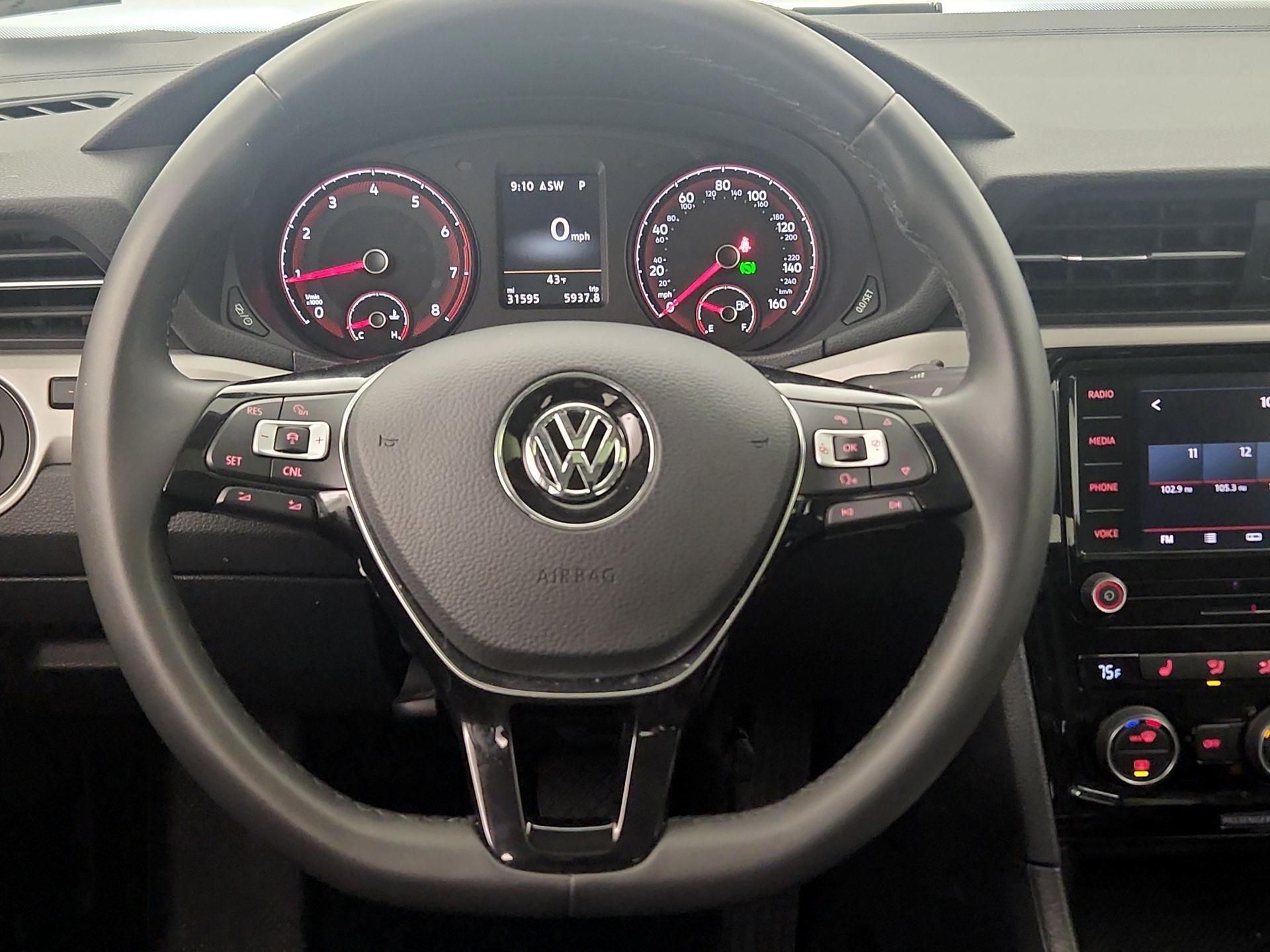 Thumbnail: 2021 Volkswagen Passat - 10