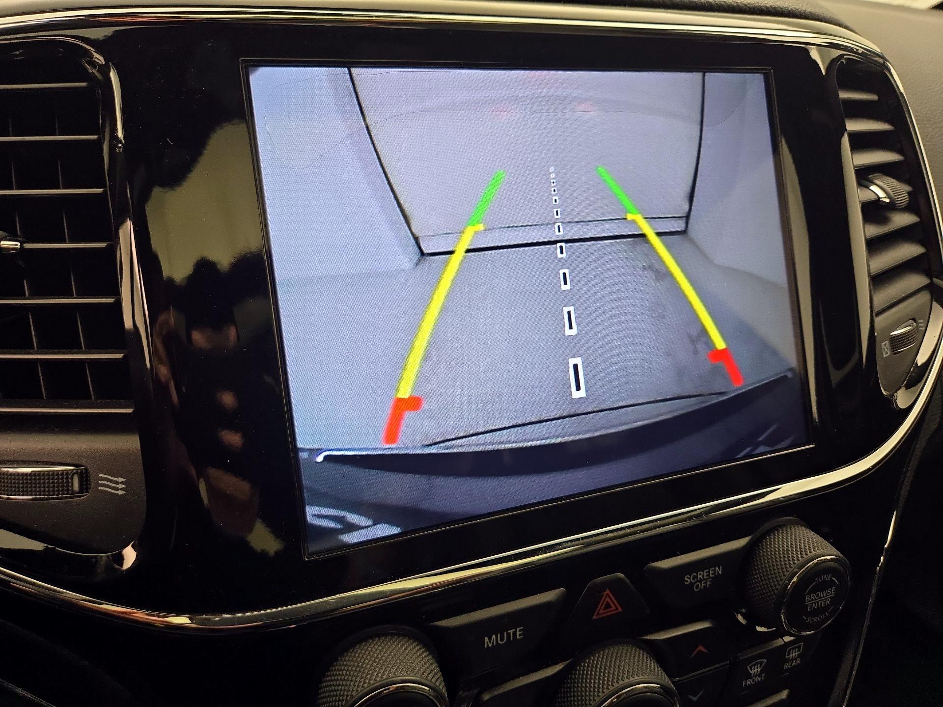 Thumbnail: 2020 Jeep Grand Cherokee - 15