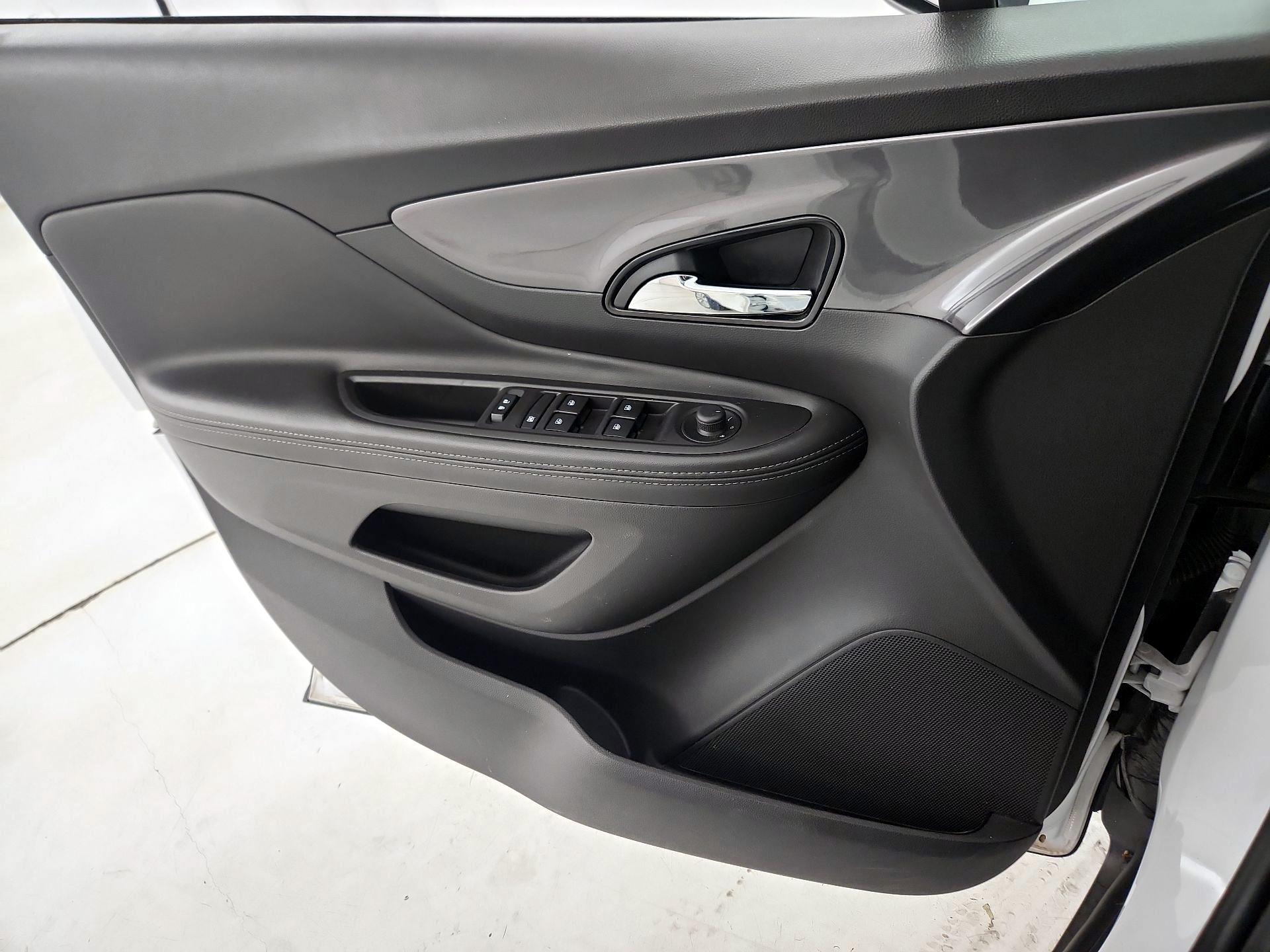 Thumbnail: 2020 Buick Encore - 12