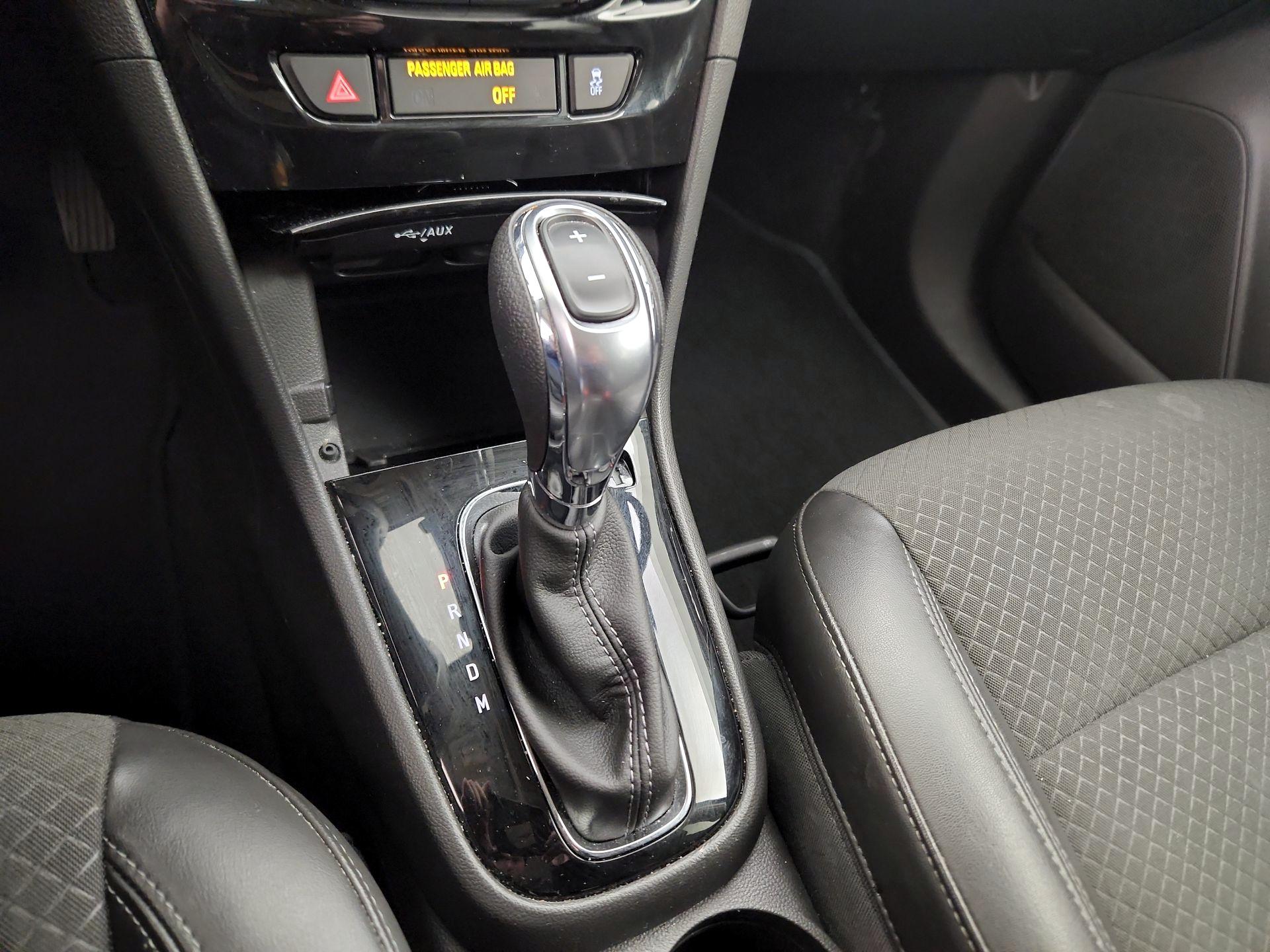 Thumbnail: 2020 Buick Encore - 17