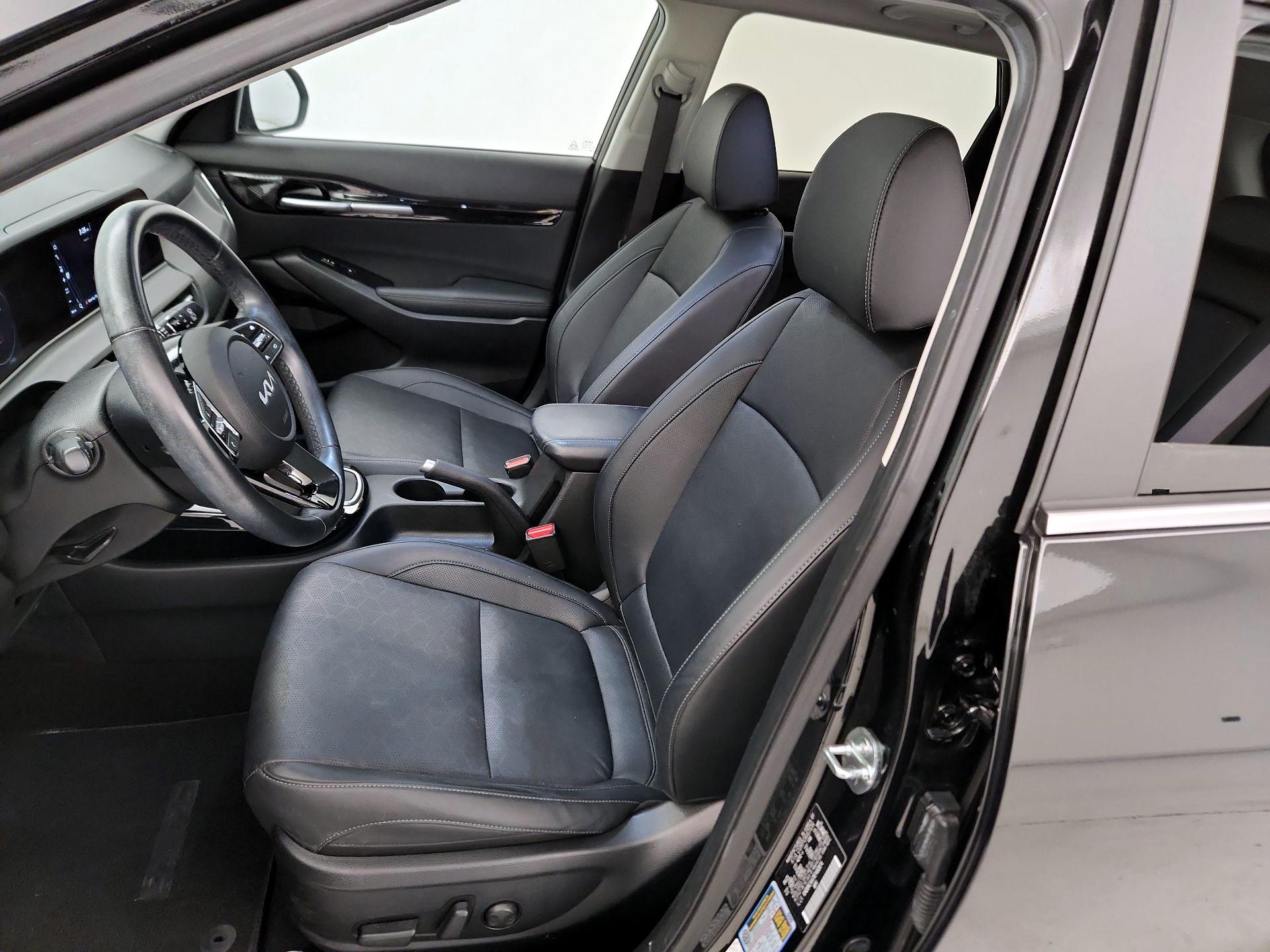 Thumbnail: 2024 Kia Seltos - 11