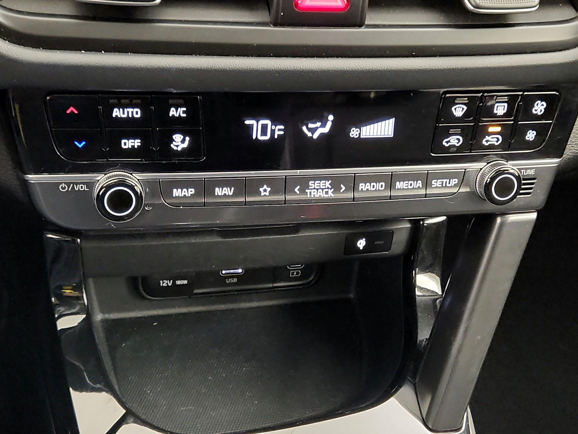 Thumbnail: 2024 Kia Seltos - 17