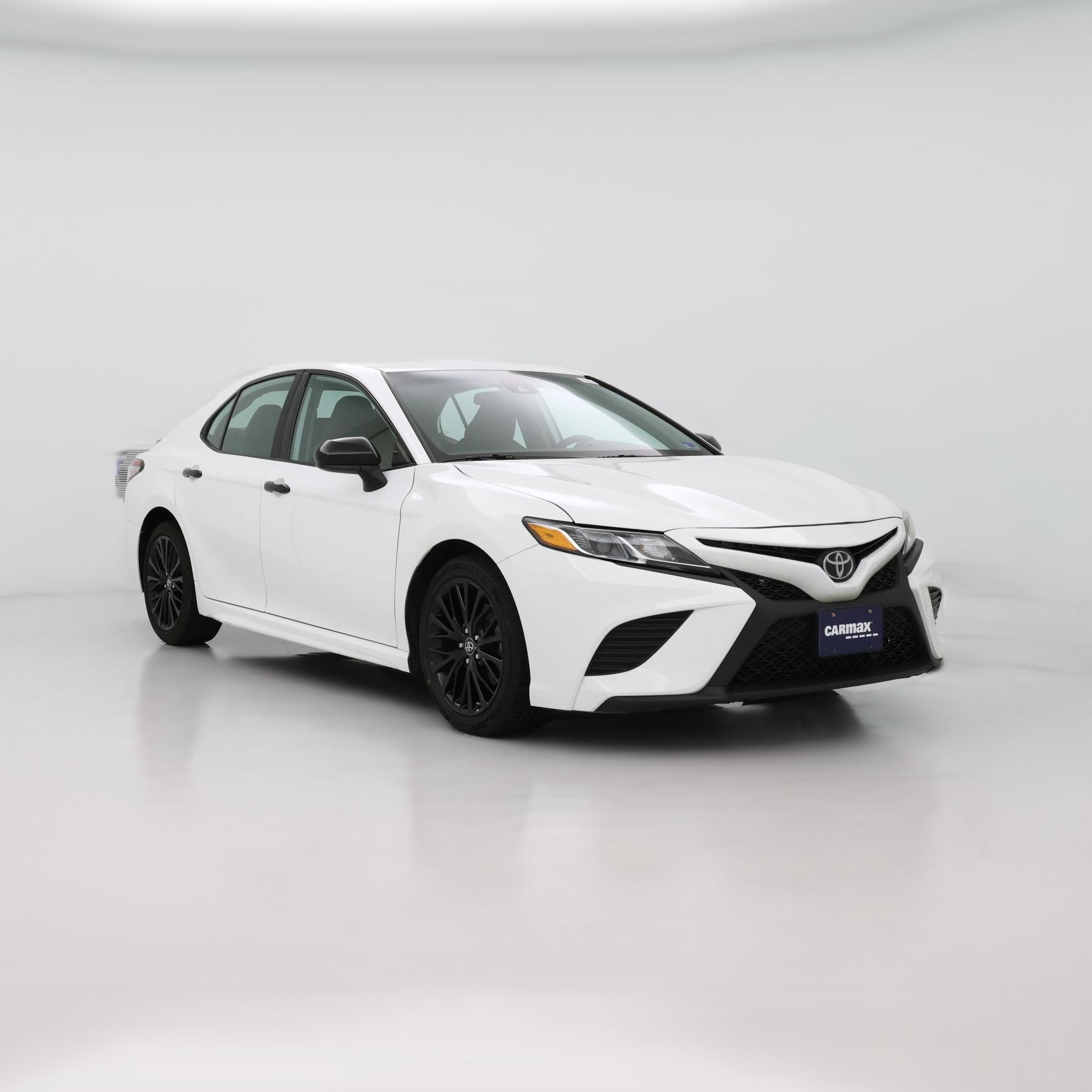 Thumbnail: 2019 Toyota Camry - 1
