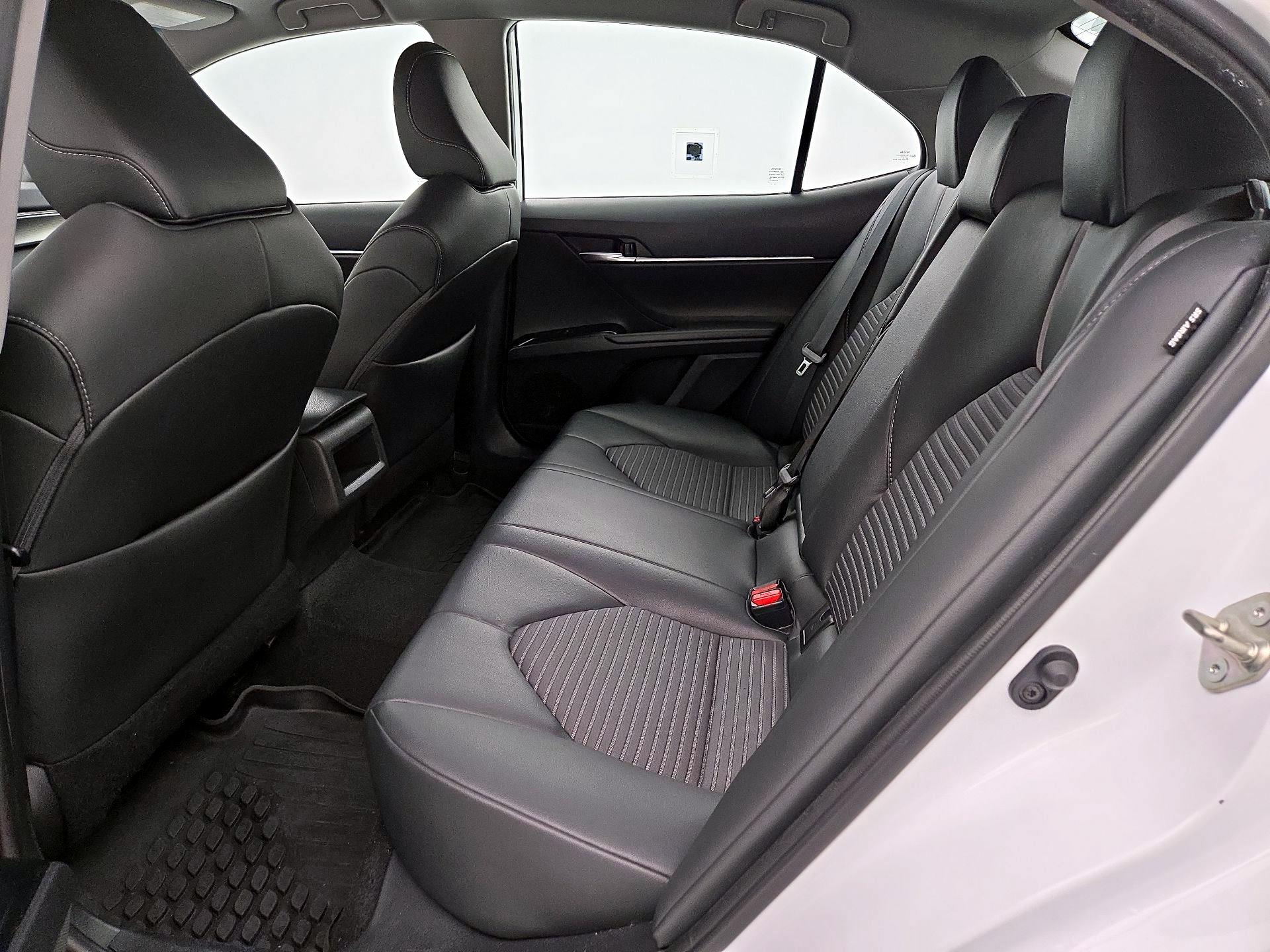 Thumbnail: 2019 Toyota Camry - 19