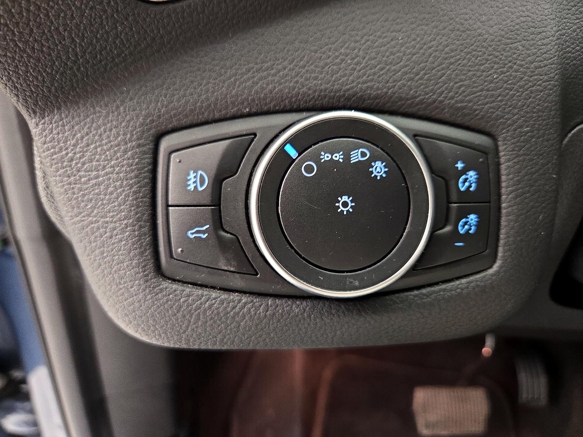 Thumbnail: 2018 Ford Escape - 13