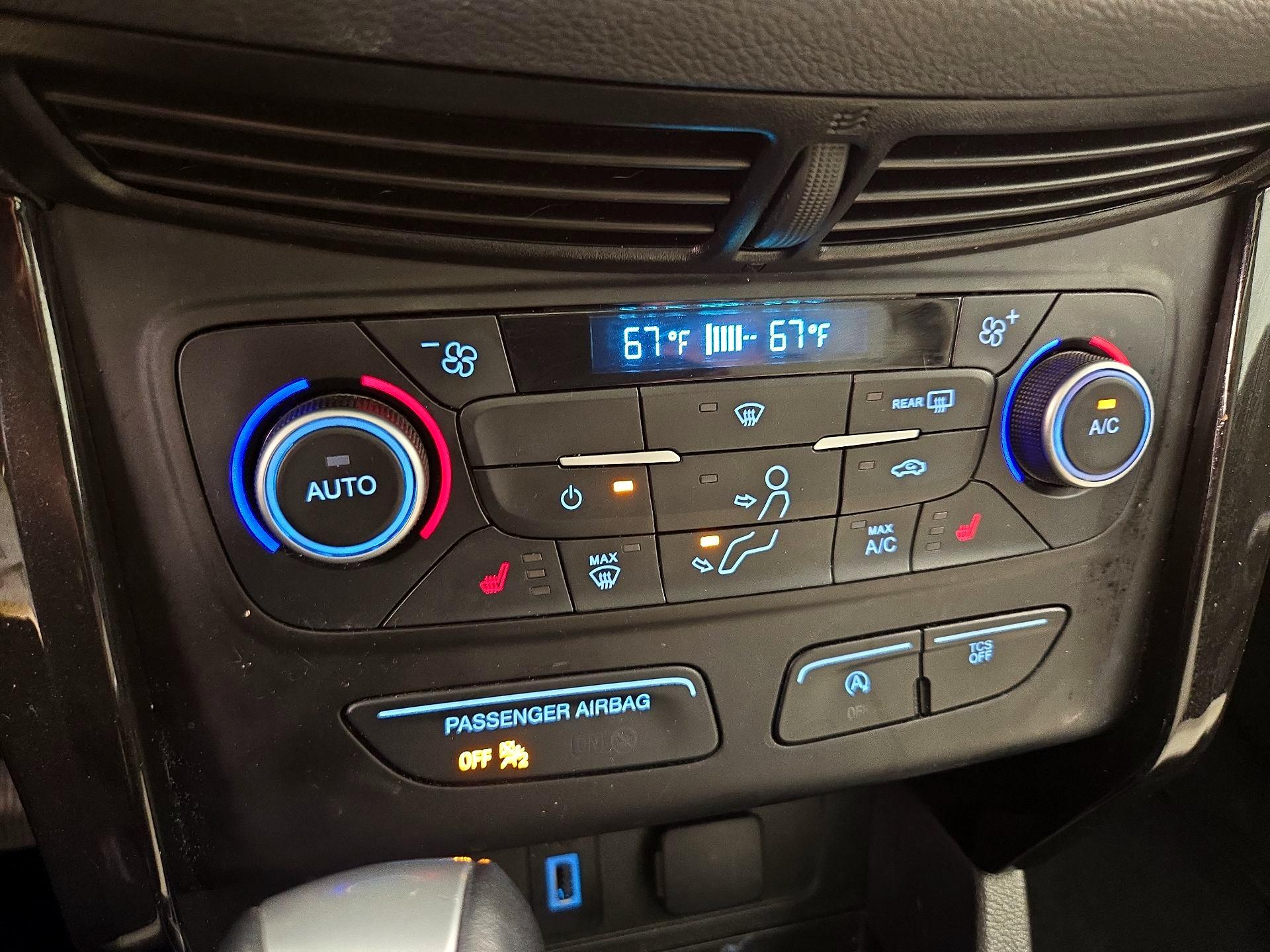 Thumbnail: 2018 Ford Escape - 16