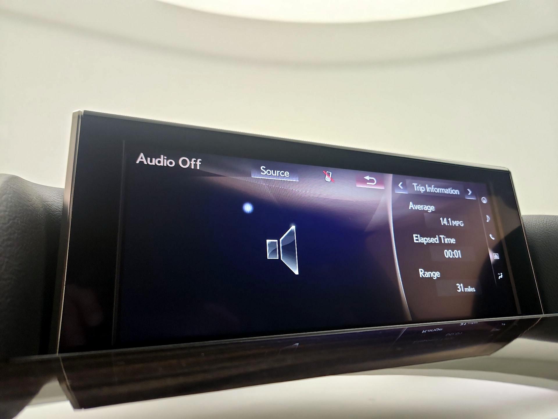 Thumbnail: 2020 Lexus LX - 16