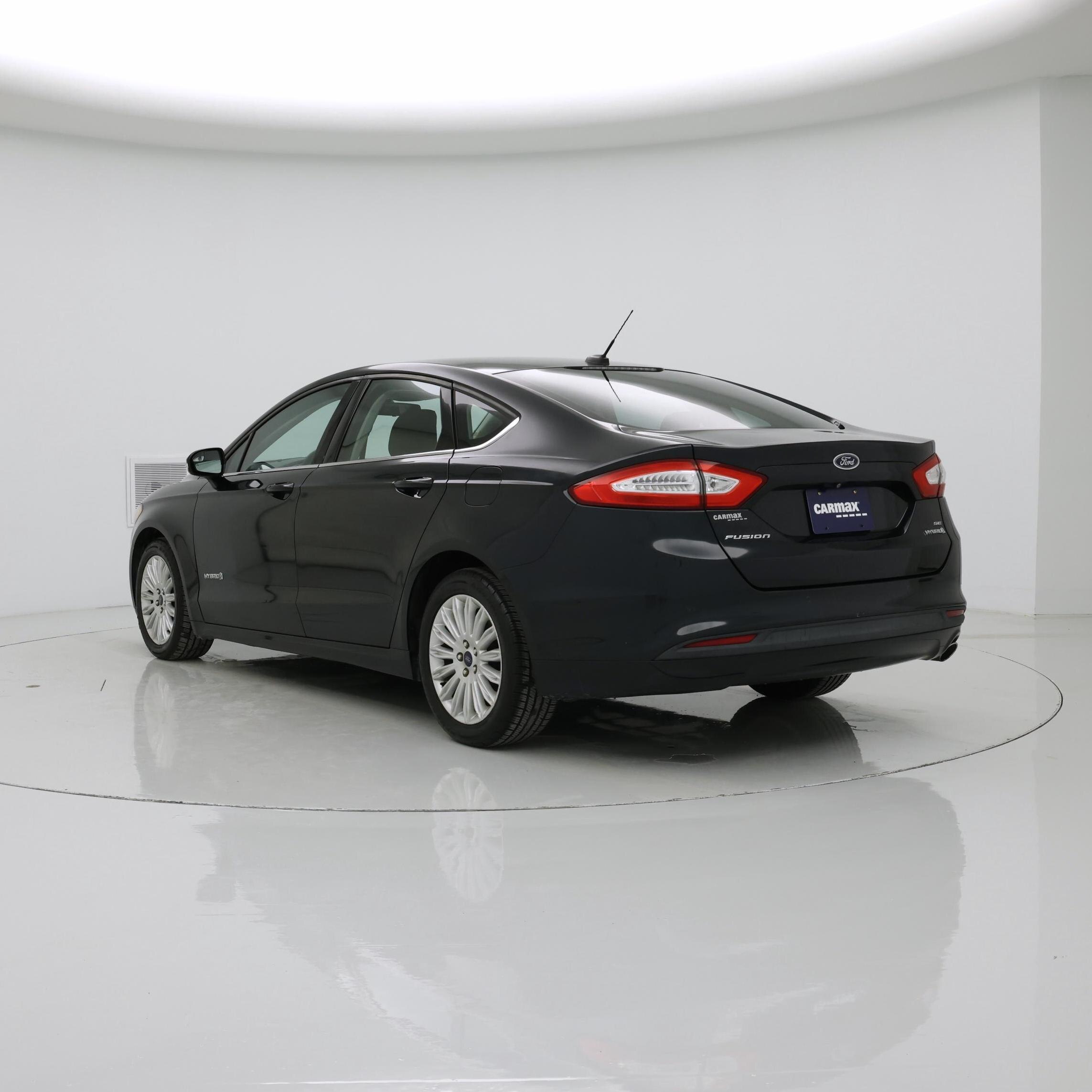 Thumbnail: 2014 Ford Fusion - 2