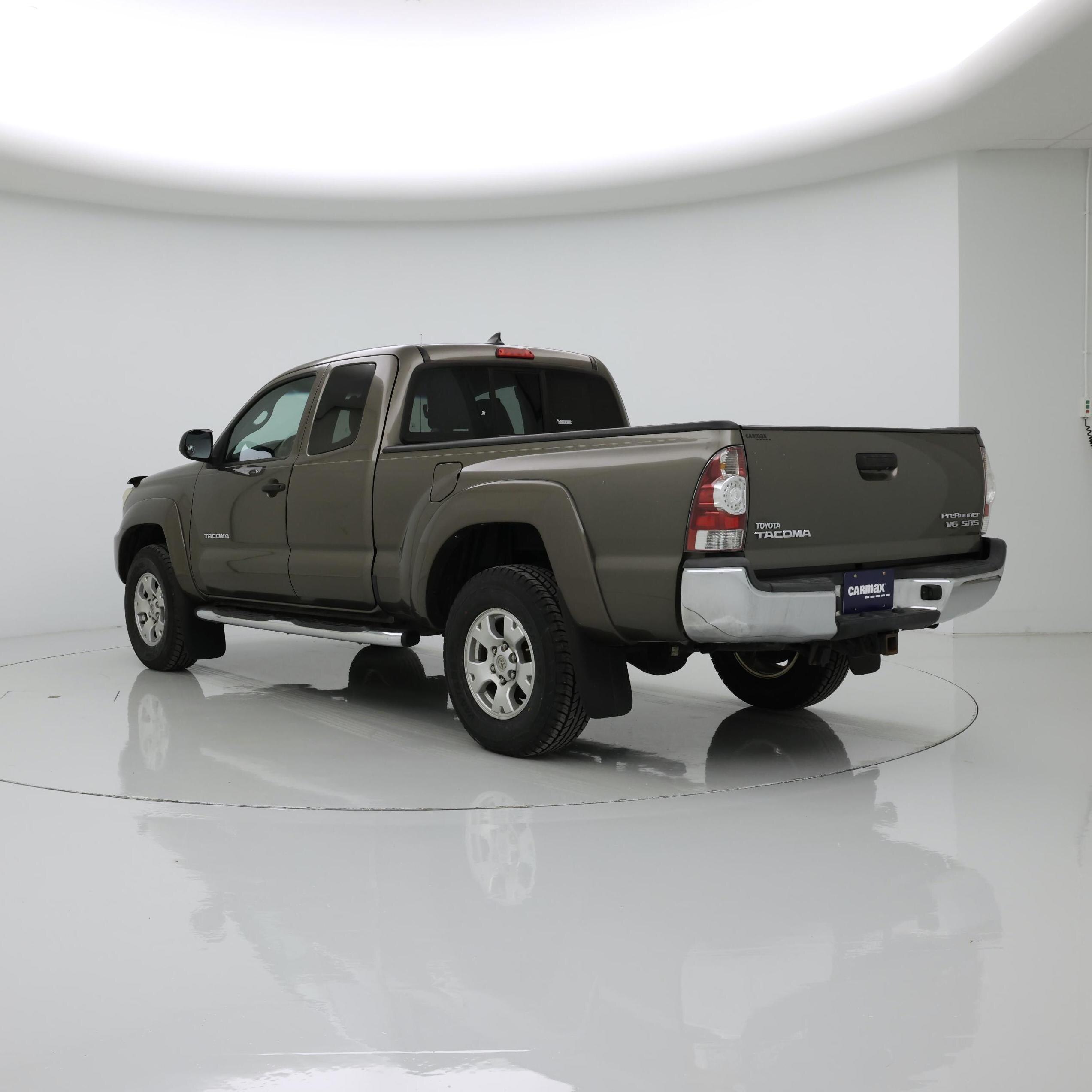 Thumbnail: 2014 Toyota Tacoma - 2