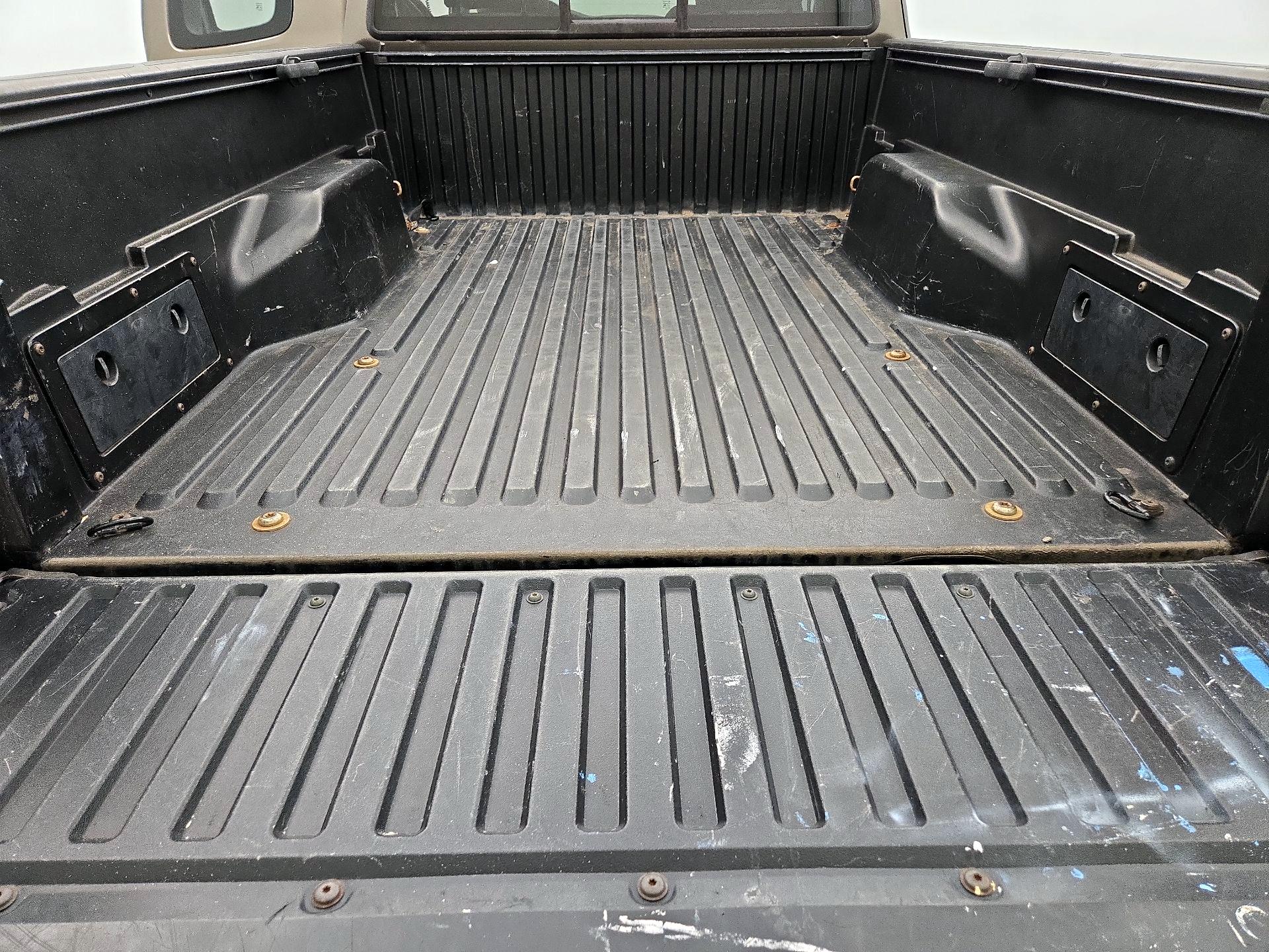 Thumbnail: 2014 Toyota Tacoma - 20