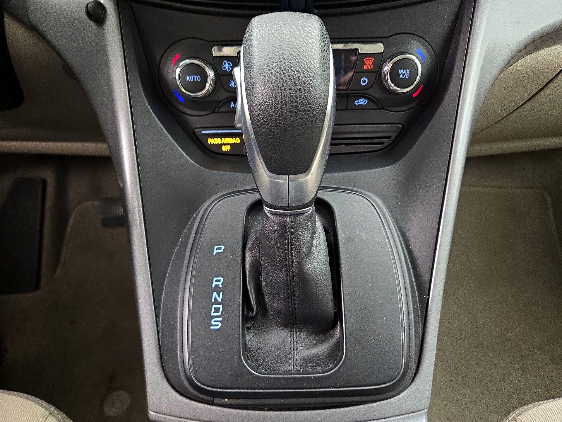 Thumbnail: 2015 Ford Escape - 17