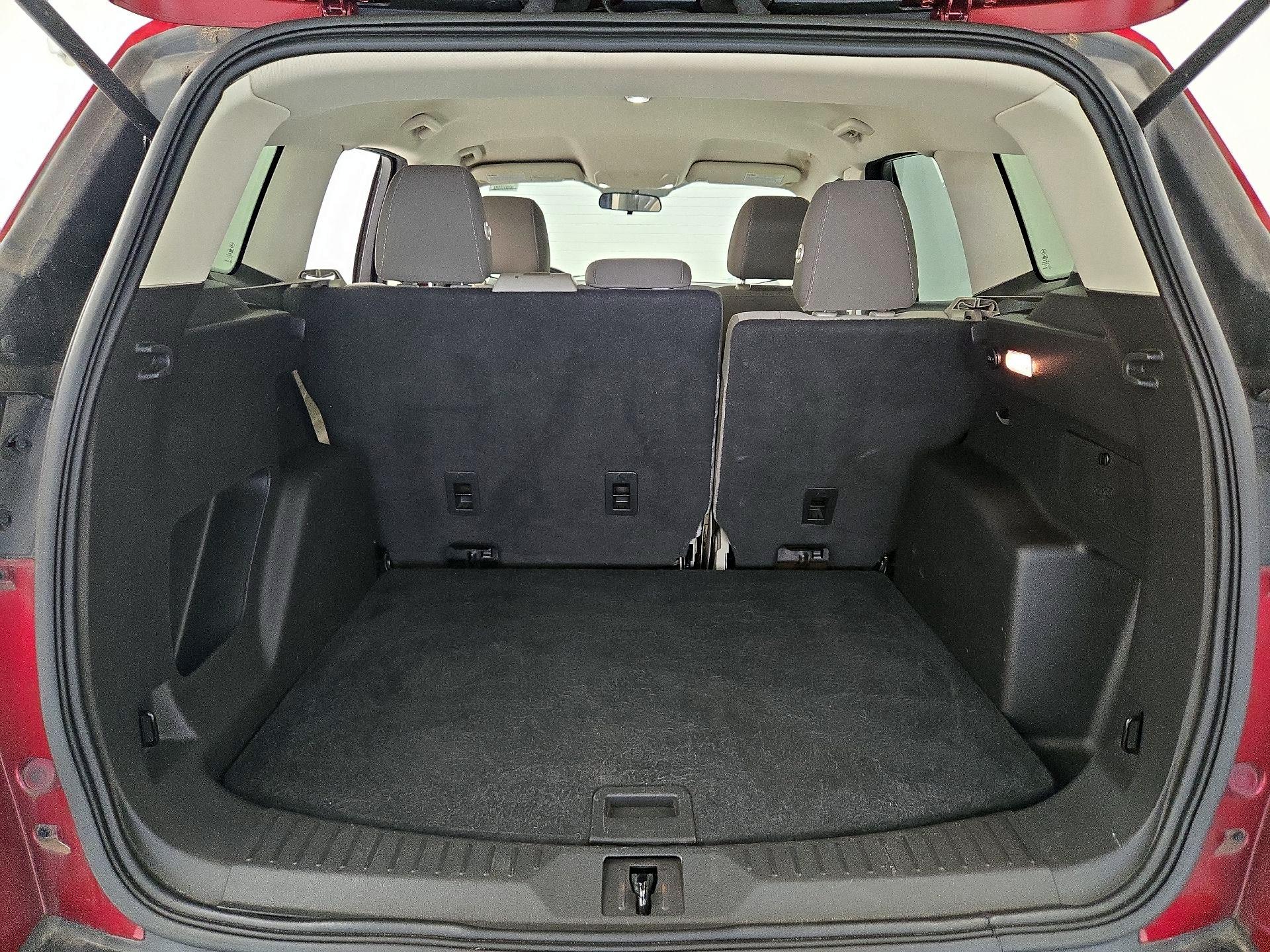 Thumbnail: 2015 Ford Escape - 20