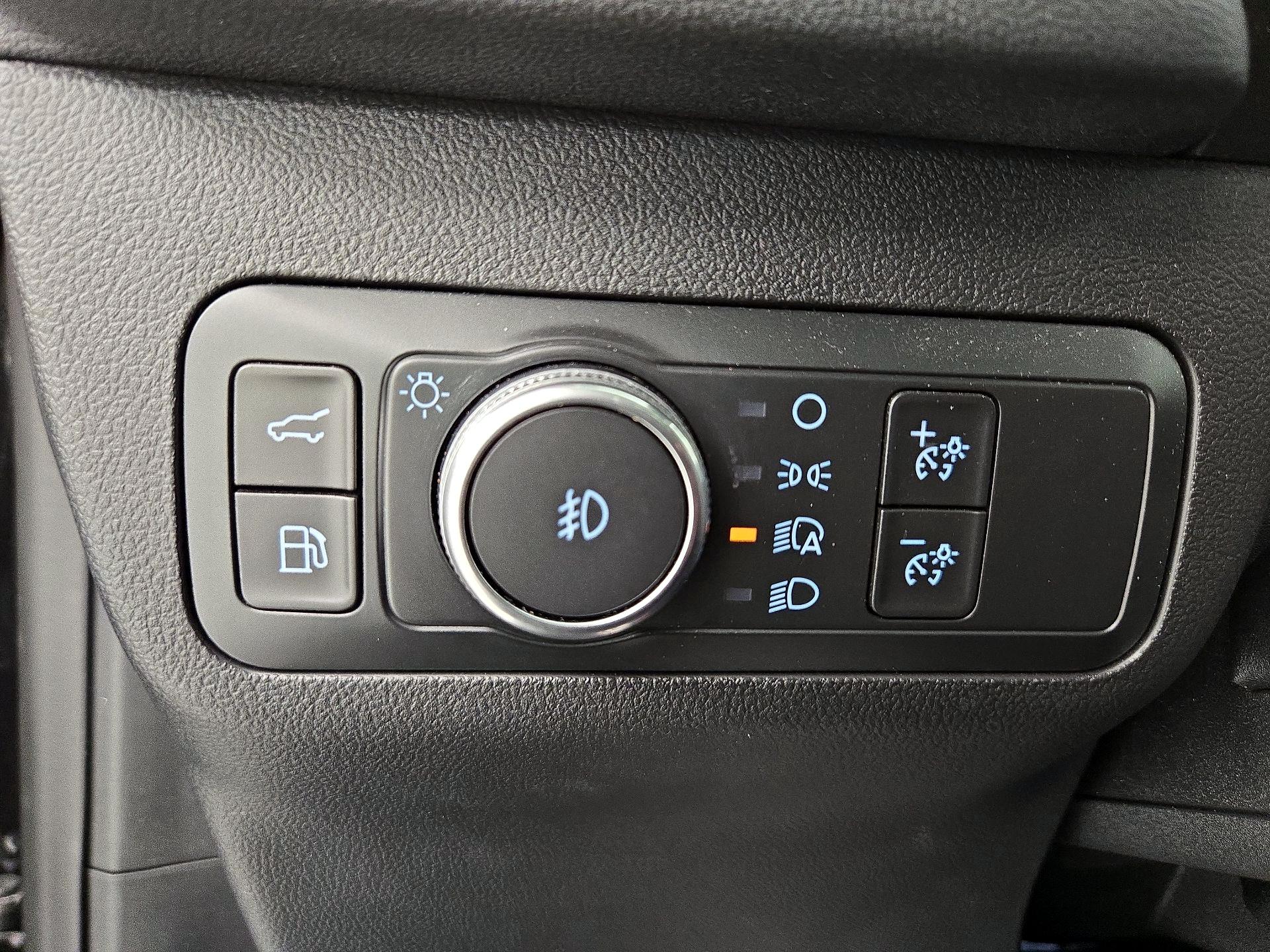 Thumbnail: 2020 Ford Escape - 13