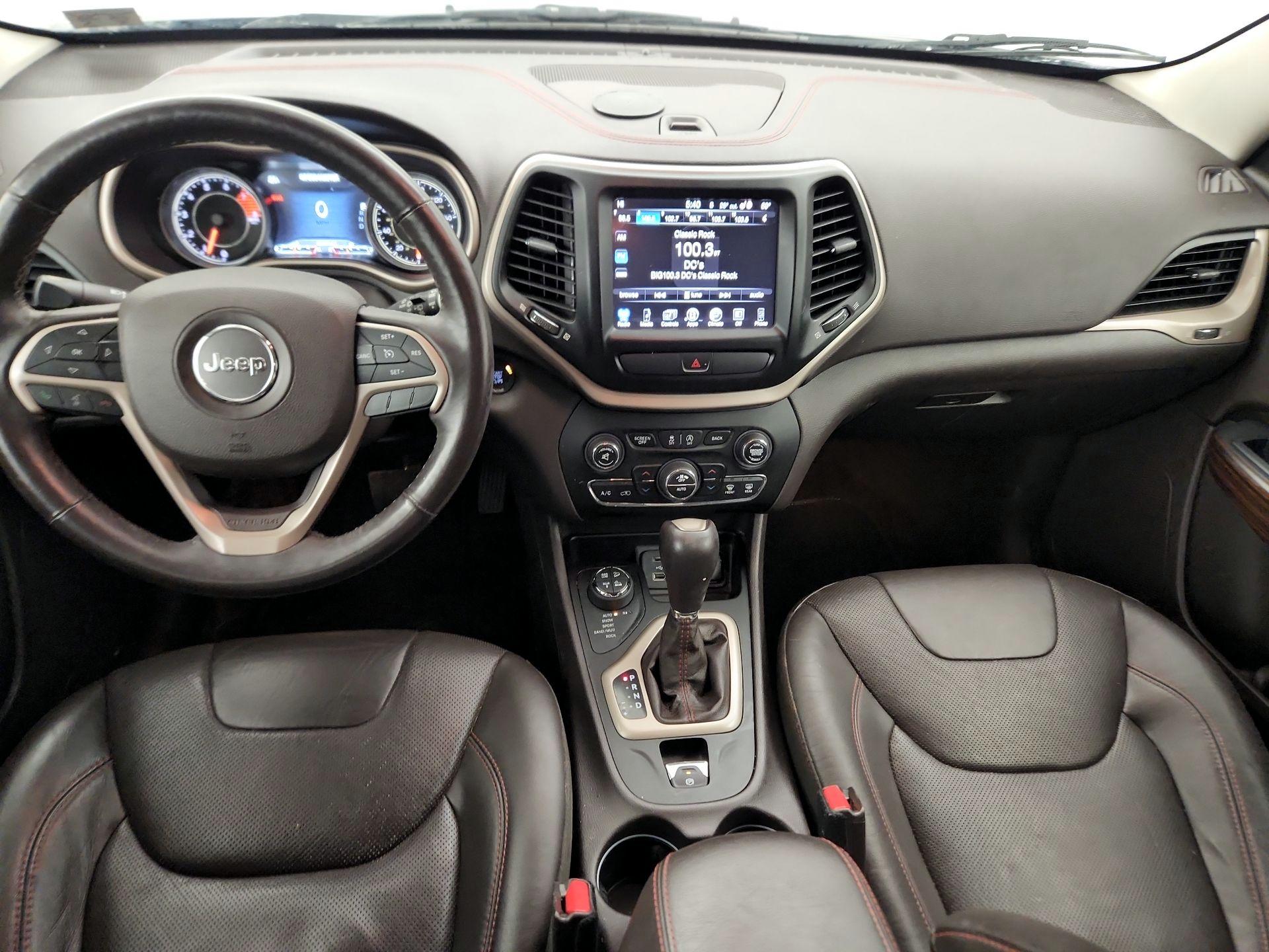 Thumbnail: 2016 Jeep Cherokee - 9