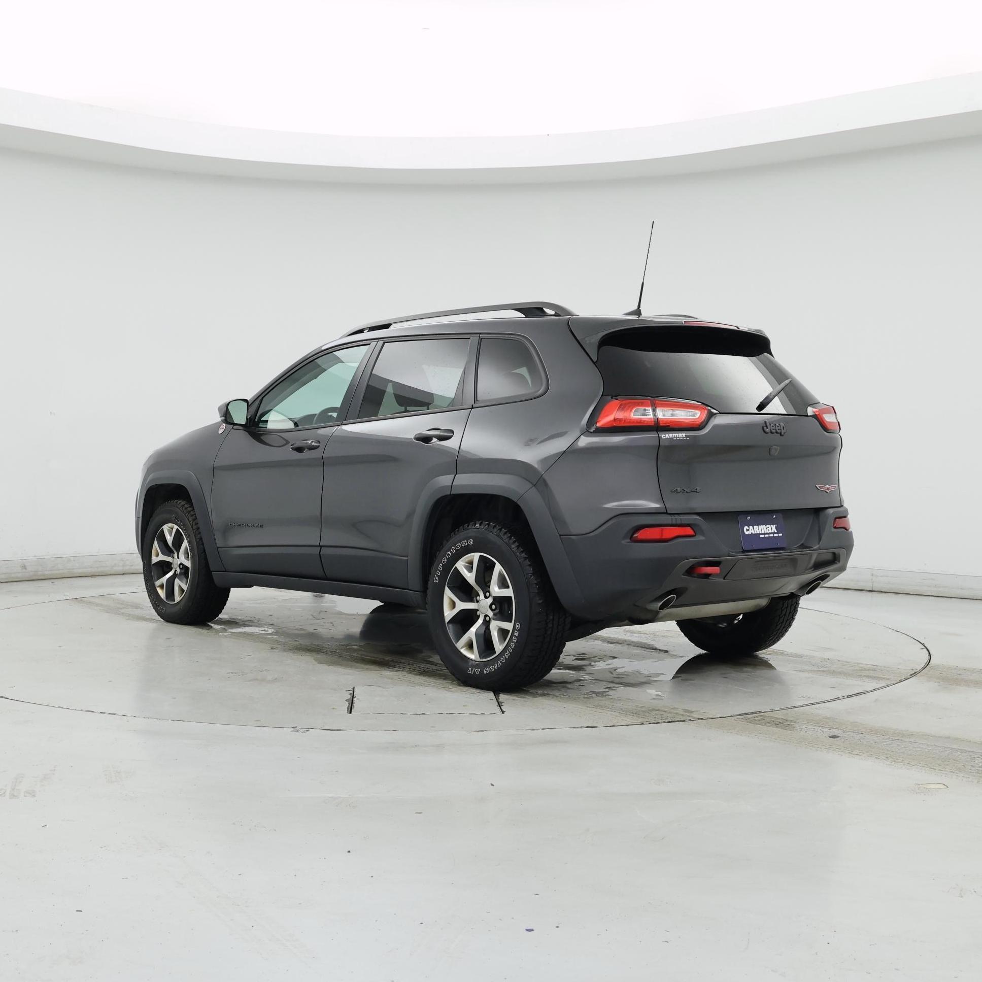 Thumbnail: 2016 Jeep Cherokee - 2