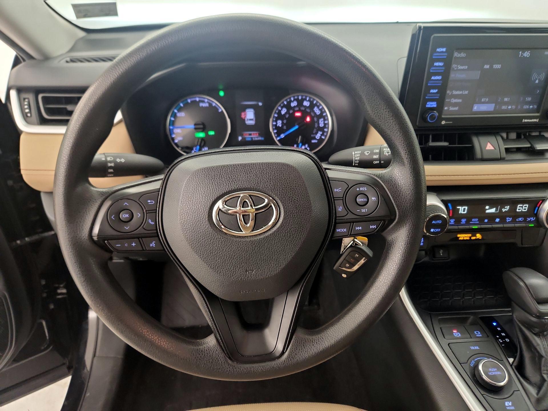 Thumbnail: 2020 Toyota RAV4 - 10