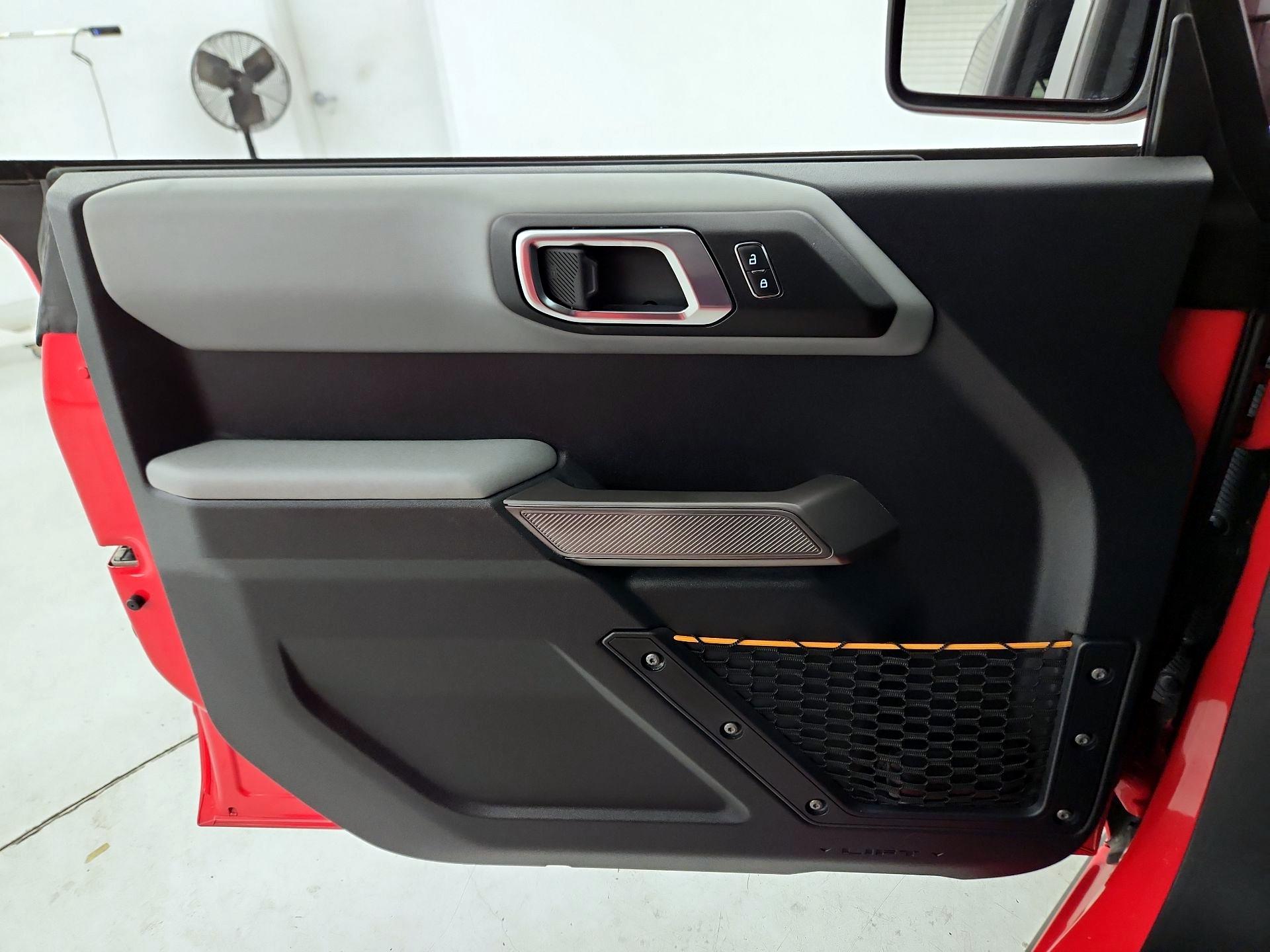 Thumbnail: 2022 Ford Bronco - 12