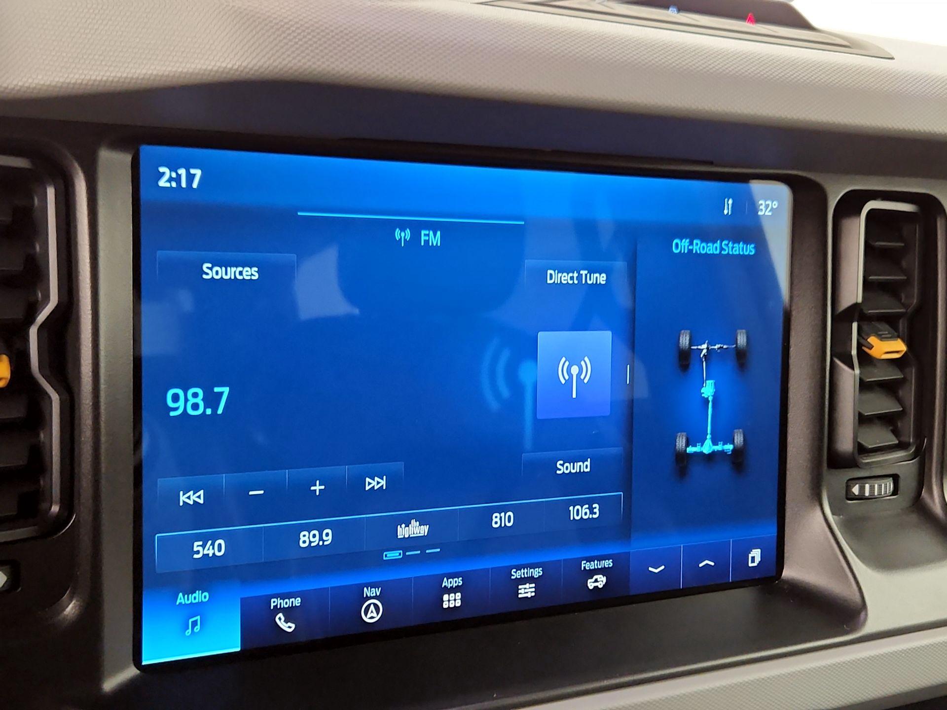 Thumbnail: 2022 Ford Bronco - 16